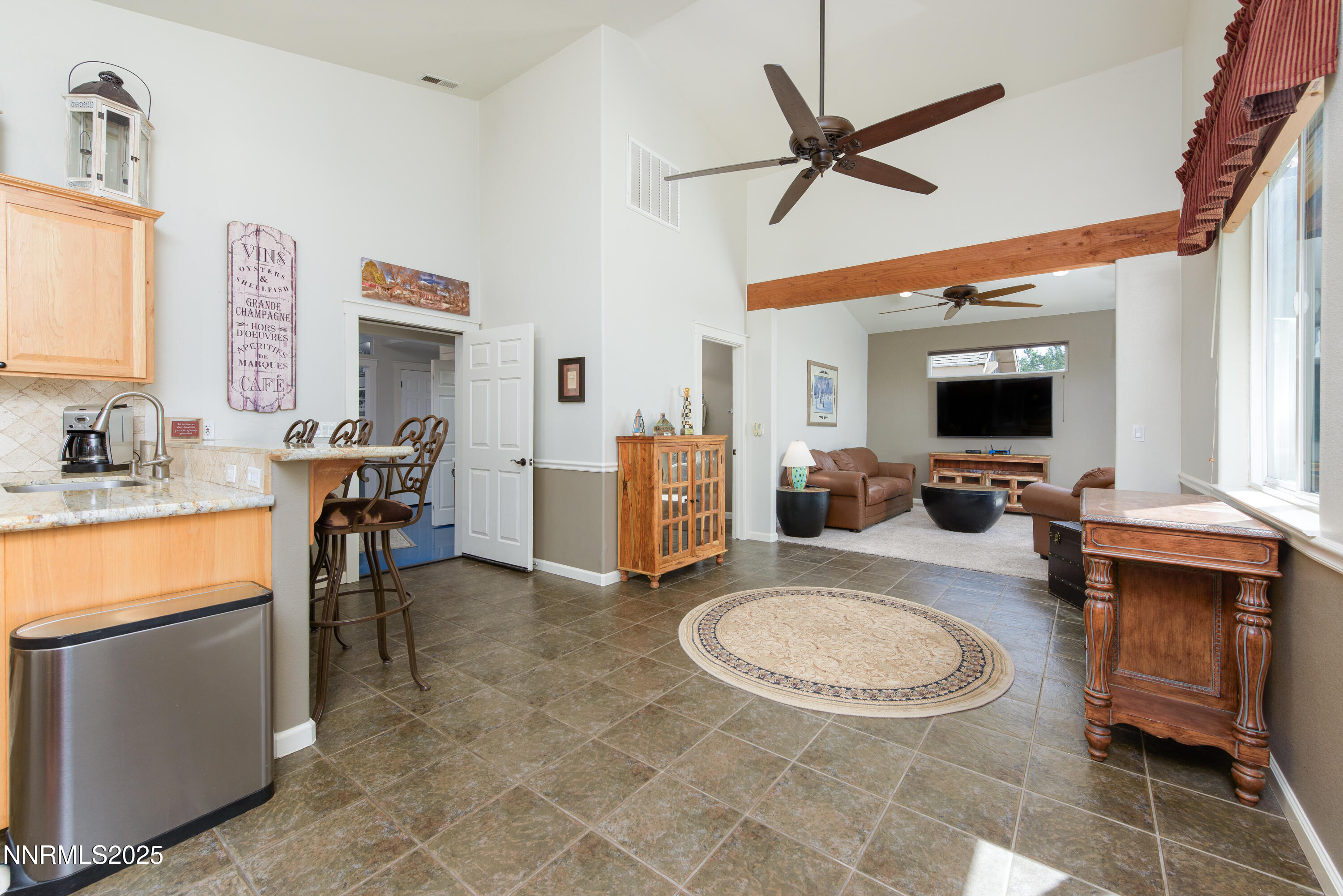 949 Heavenly View Ct-13