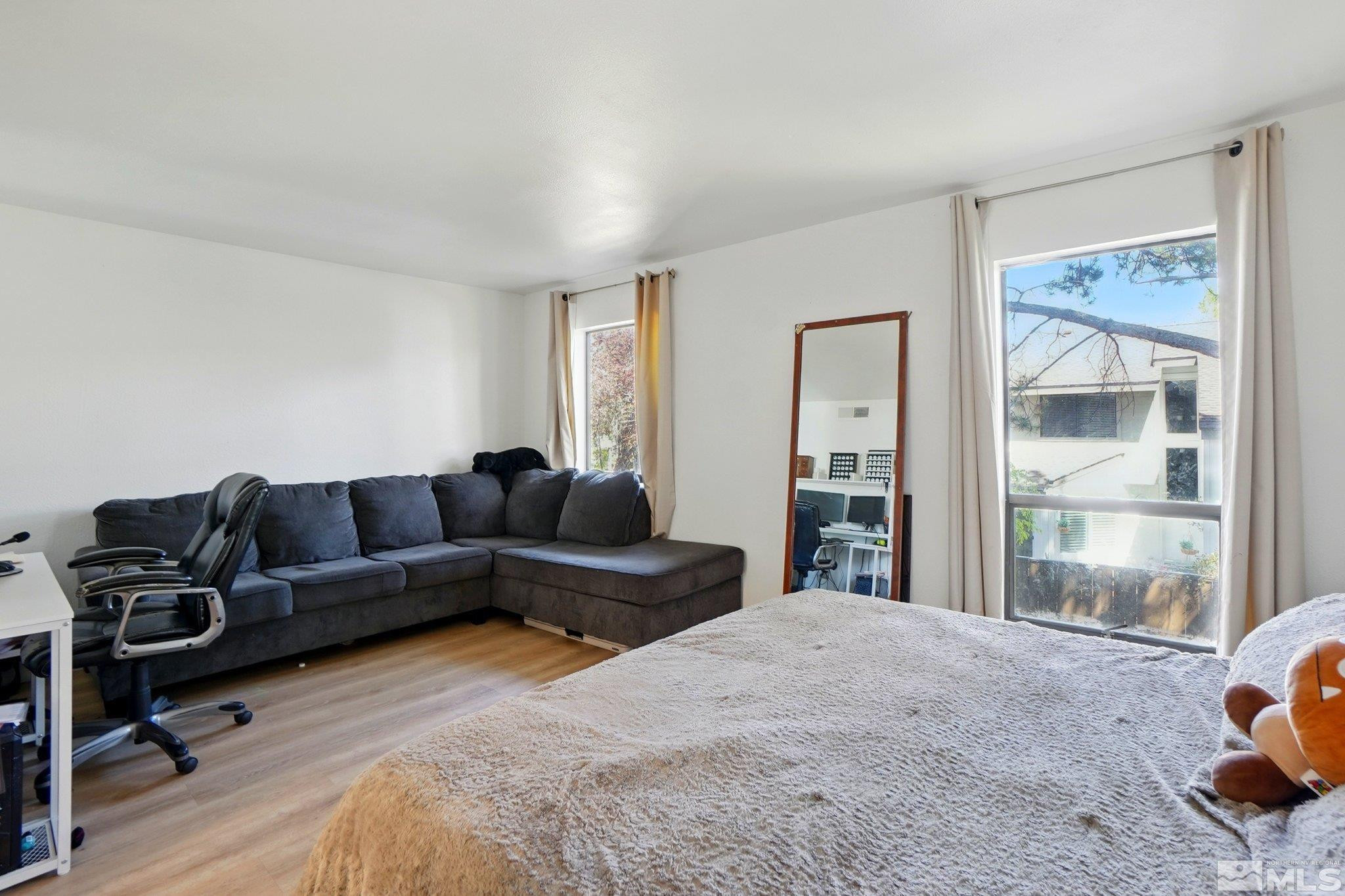 Primary Bed room entry