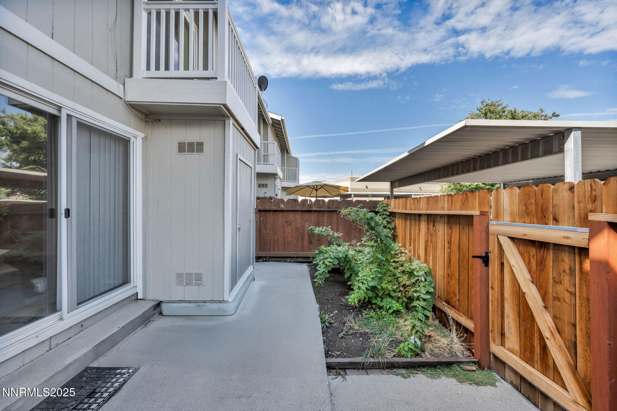 11-web-or-mls-1351-el-dorado-dr-unit-c