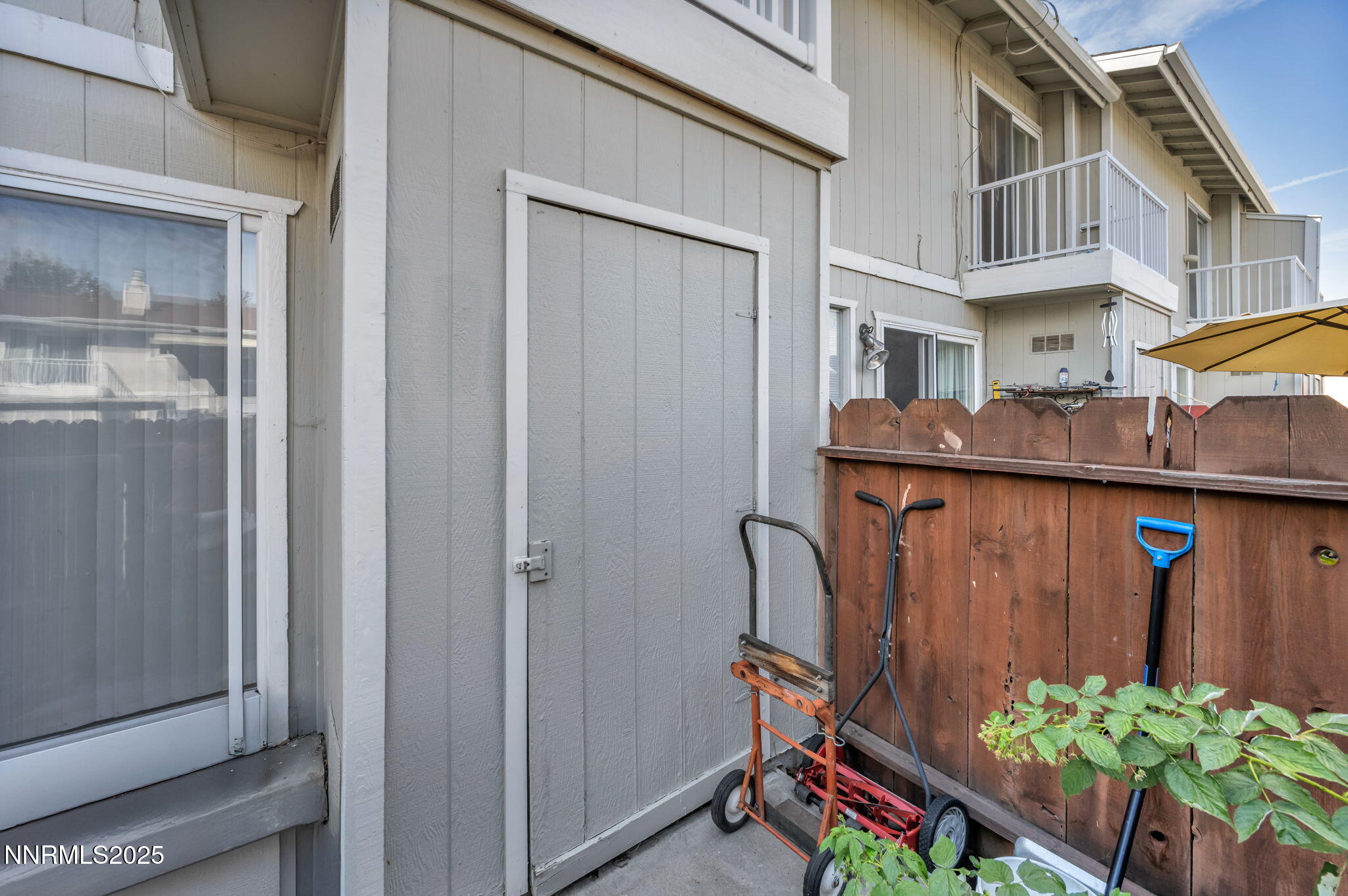 17-web-or-mls-1351-el-dorado-dr-unit-c