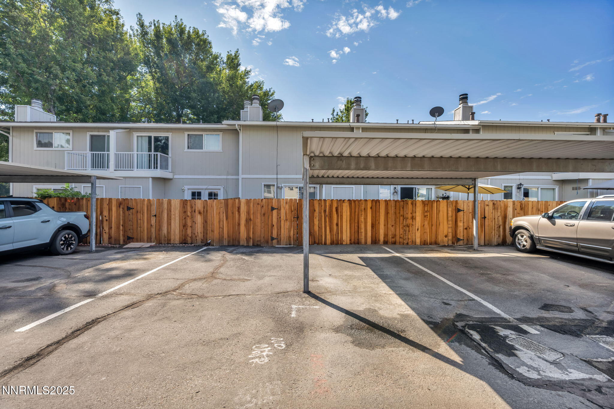 9-web-or-mls-1351-el-dorado-dr-unit-c