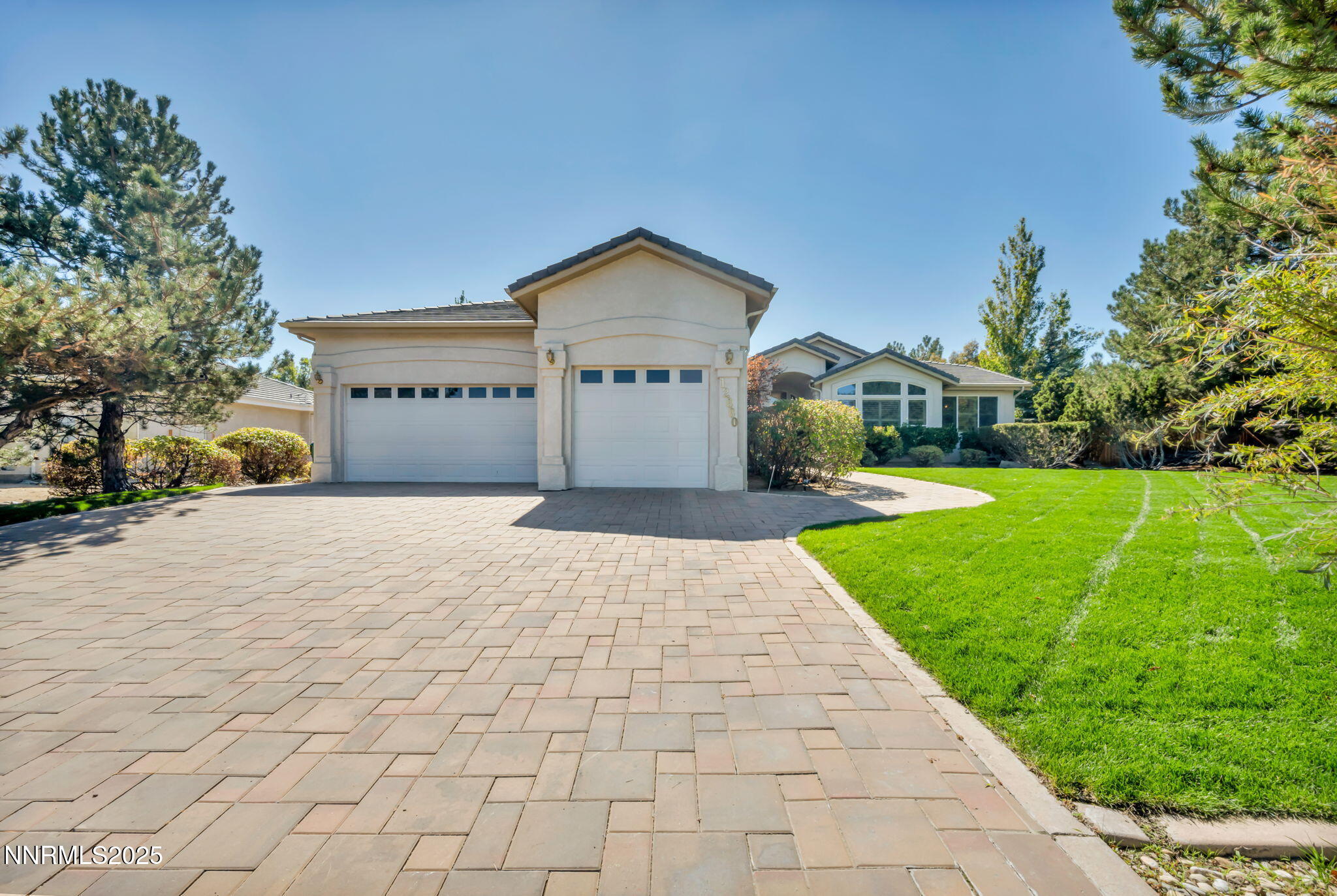 1-web-or-mls-12880-welcome-way