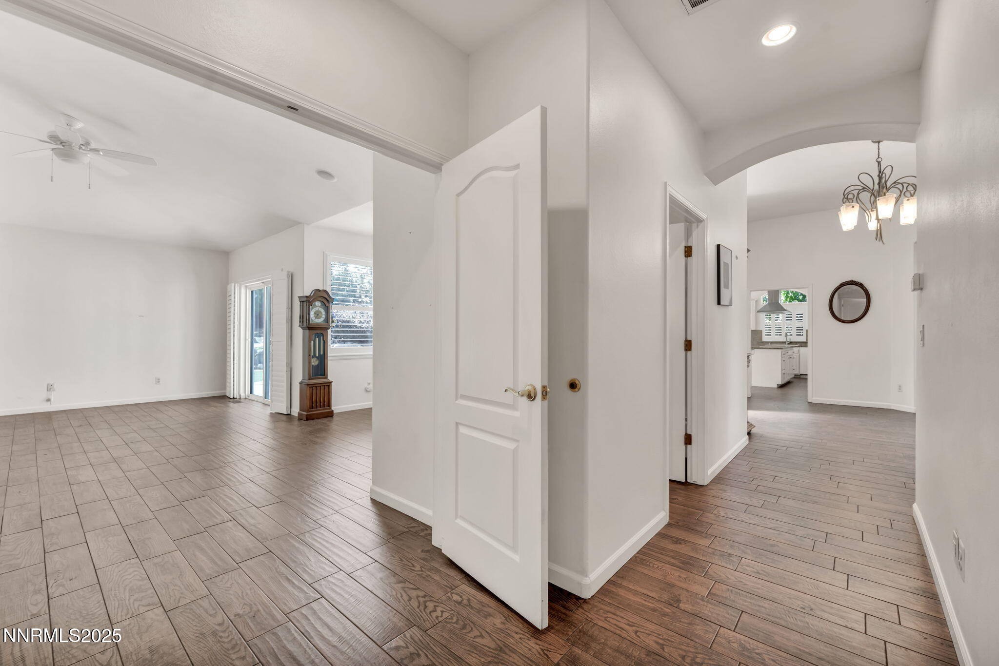 76-web-or-mls-12880-welcome-way