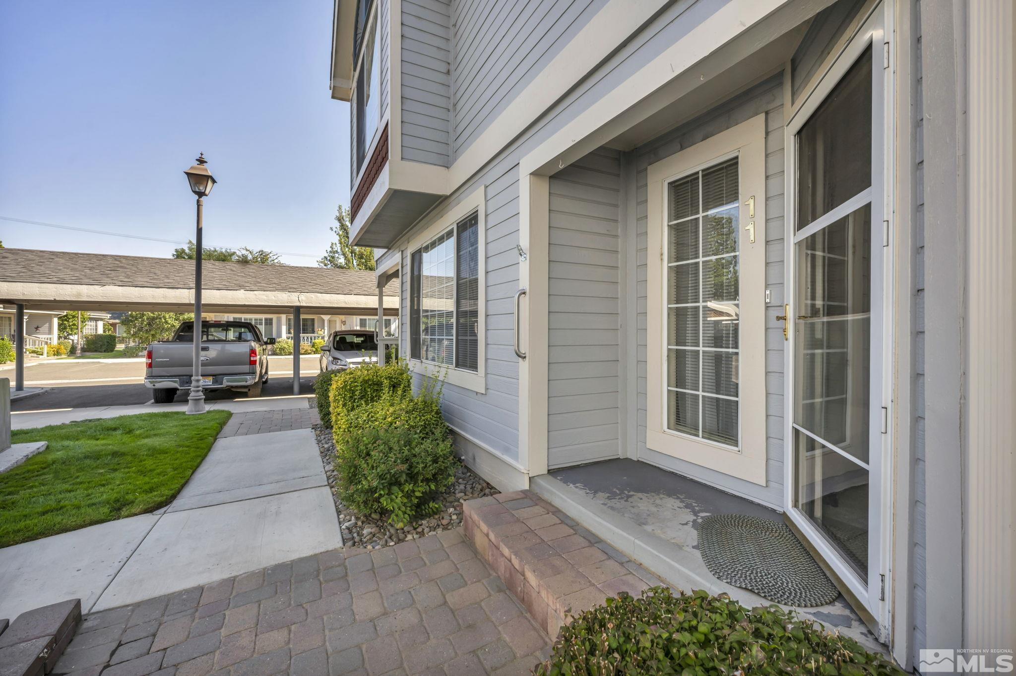 1420 Douglas Avenue 11