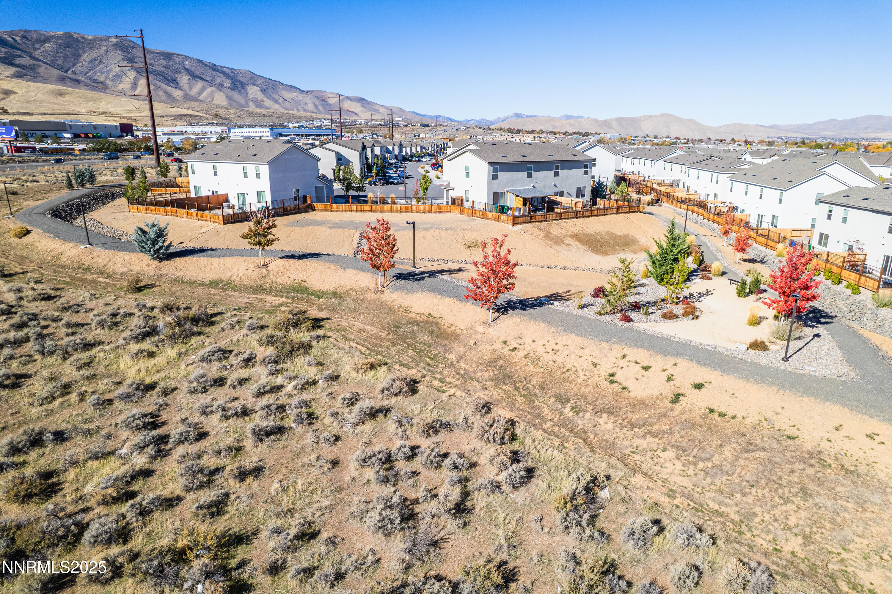 8838 Wolf Moon Dr-33