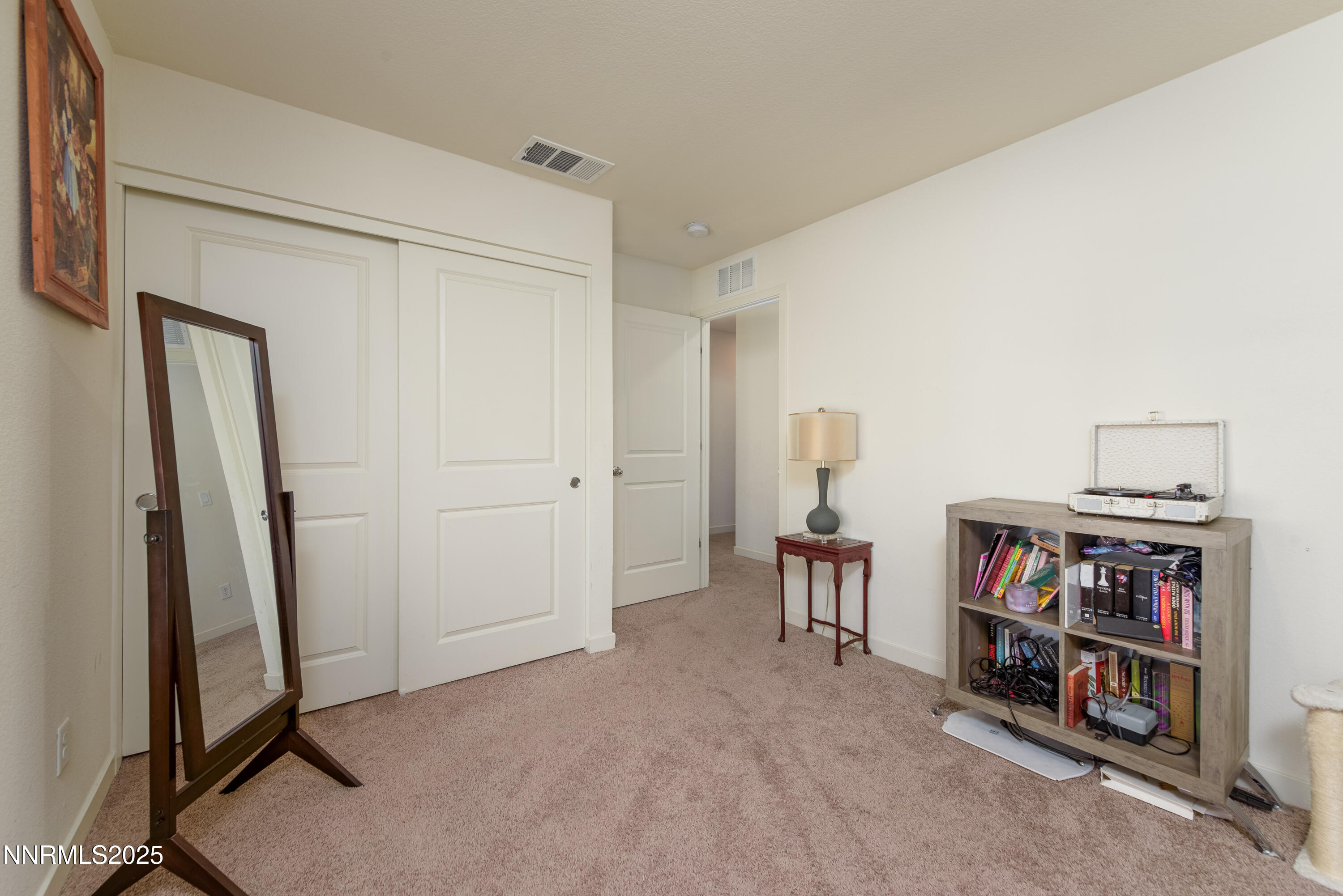 8838 Wolf Moon Dr-16