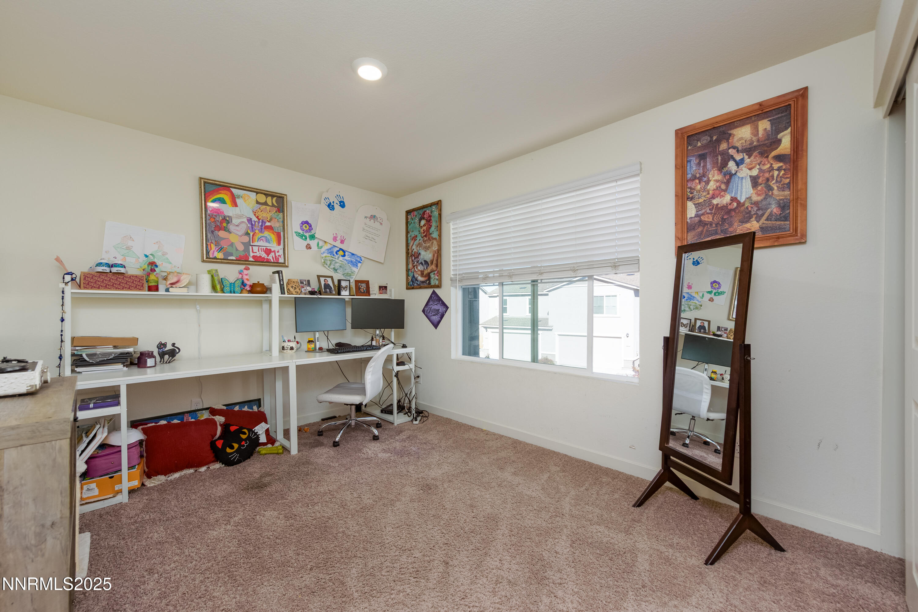 8838 Wolf Moon Dr-26