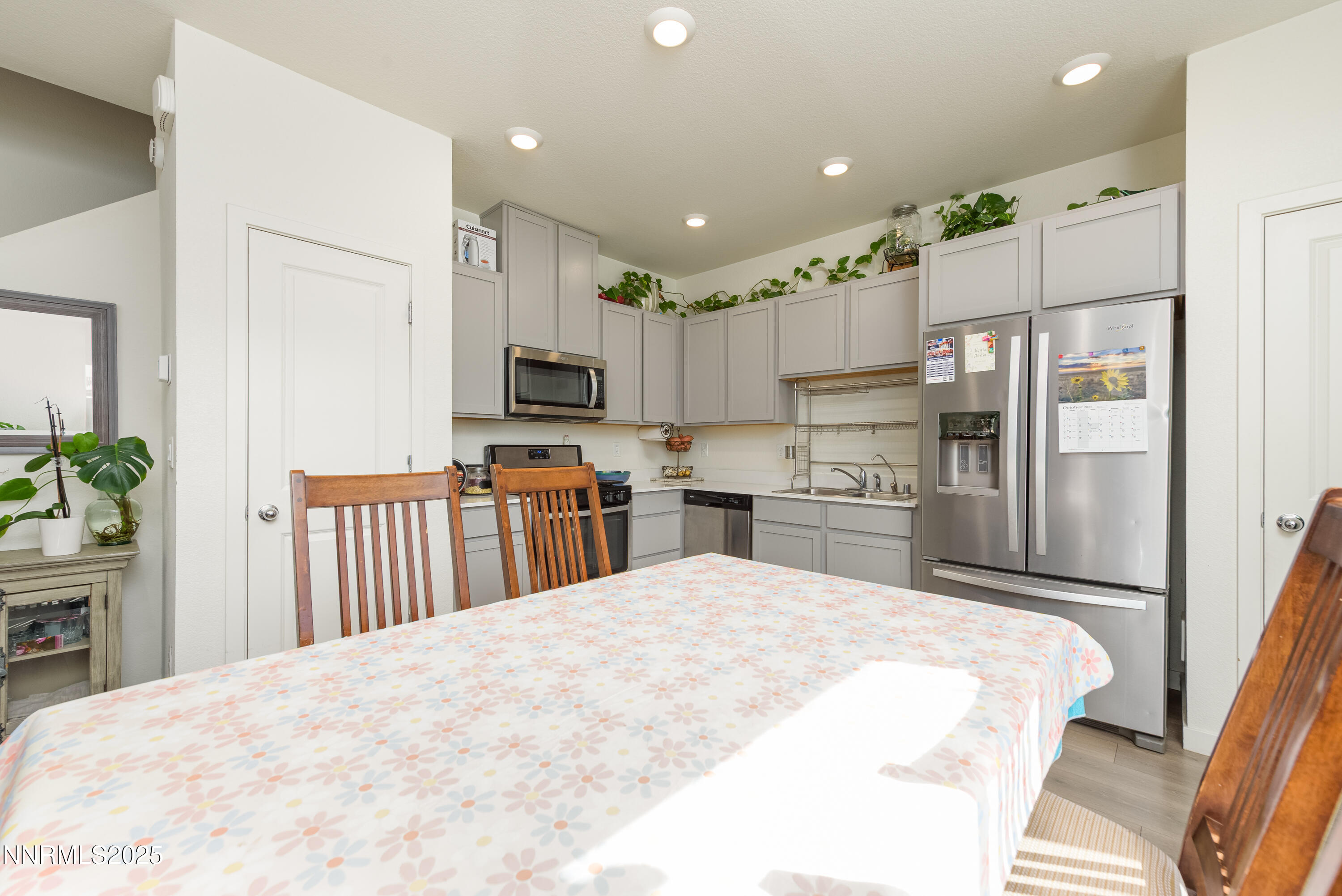 8838 Wolf Moon Dr-13