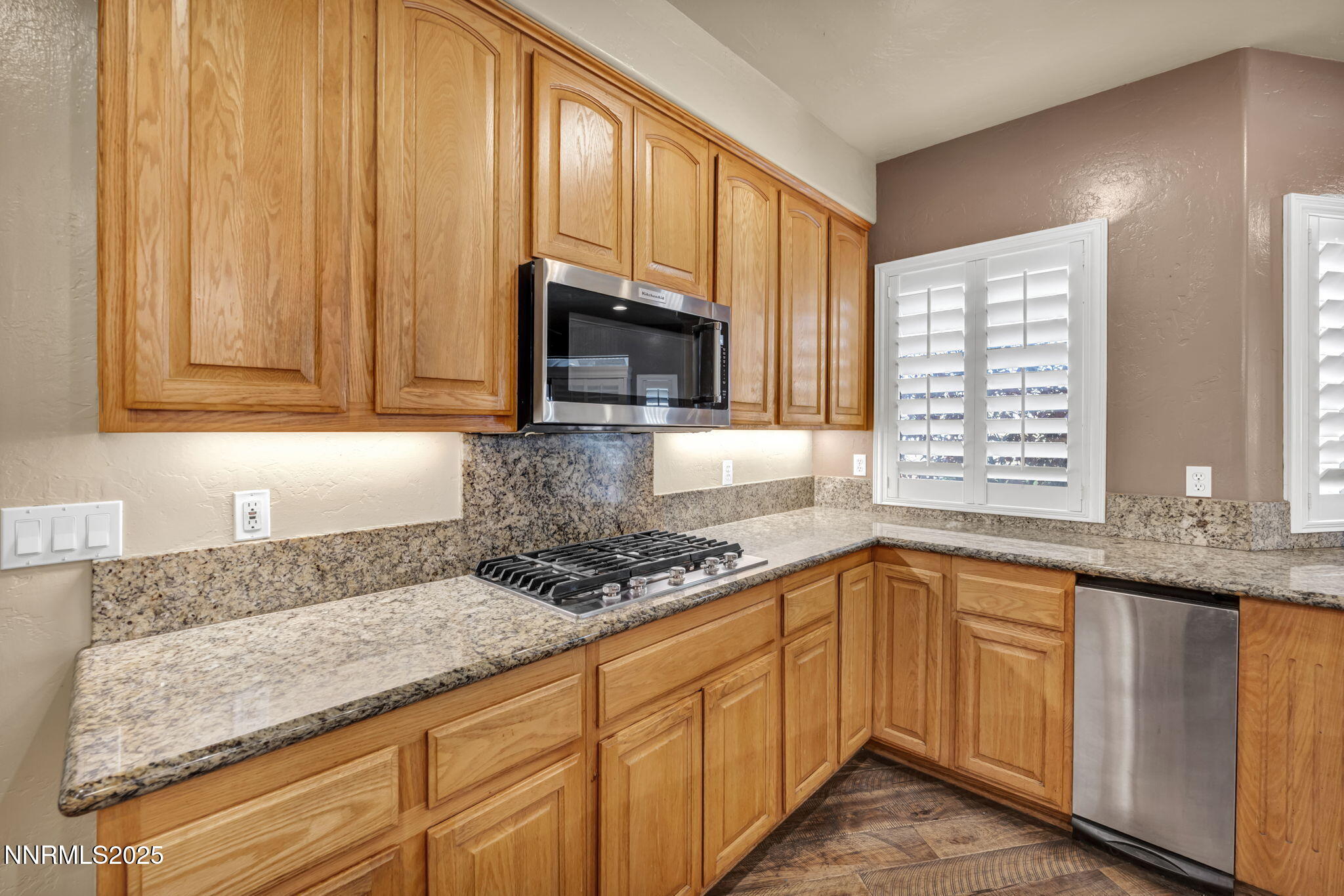 17-web-or-mls-1839-bitterbrush-ct