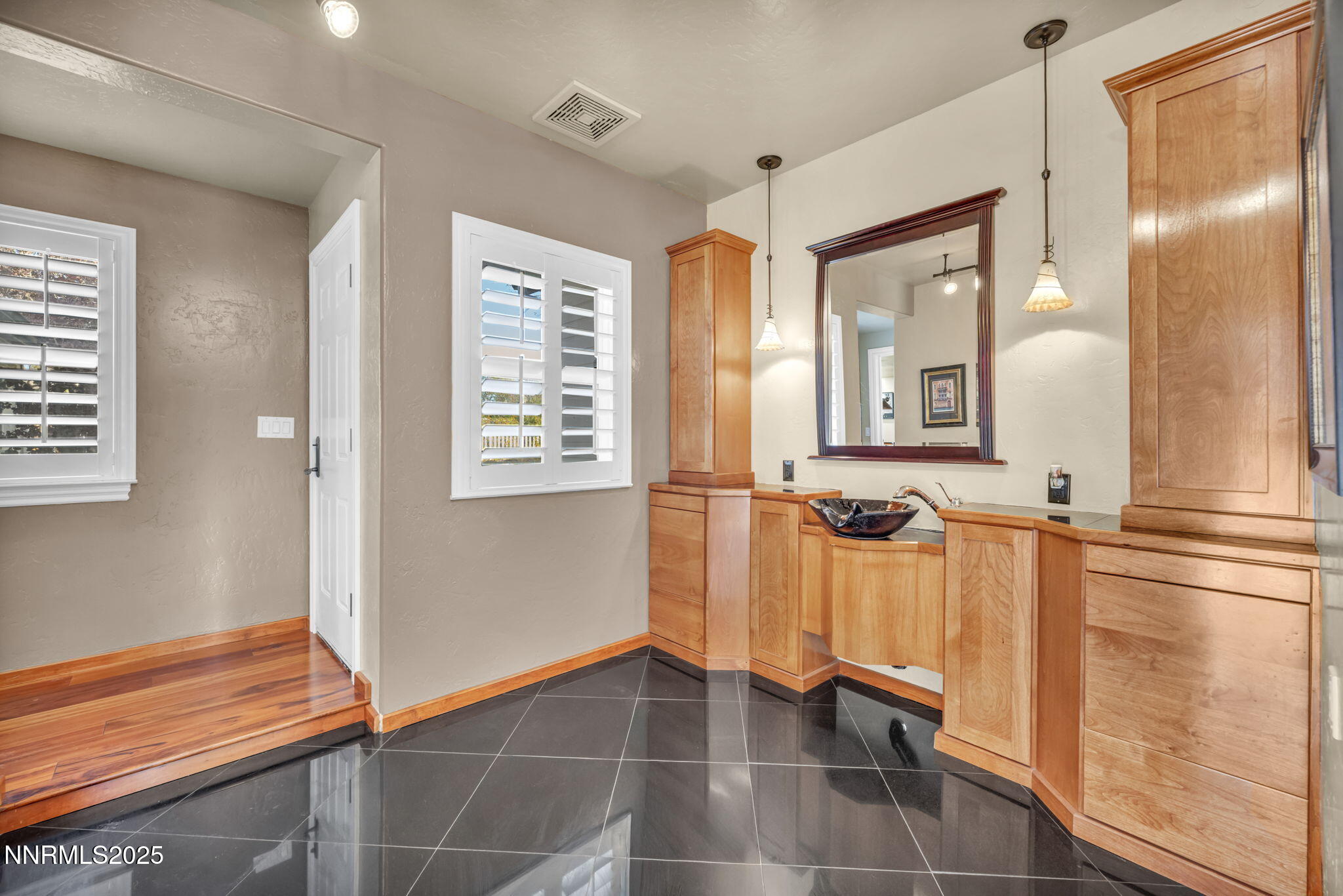 21-web-or-mls-1839-bitterbrush-ct