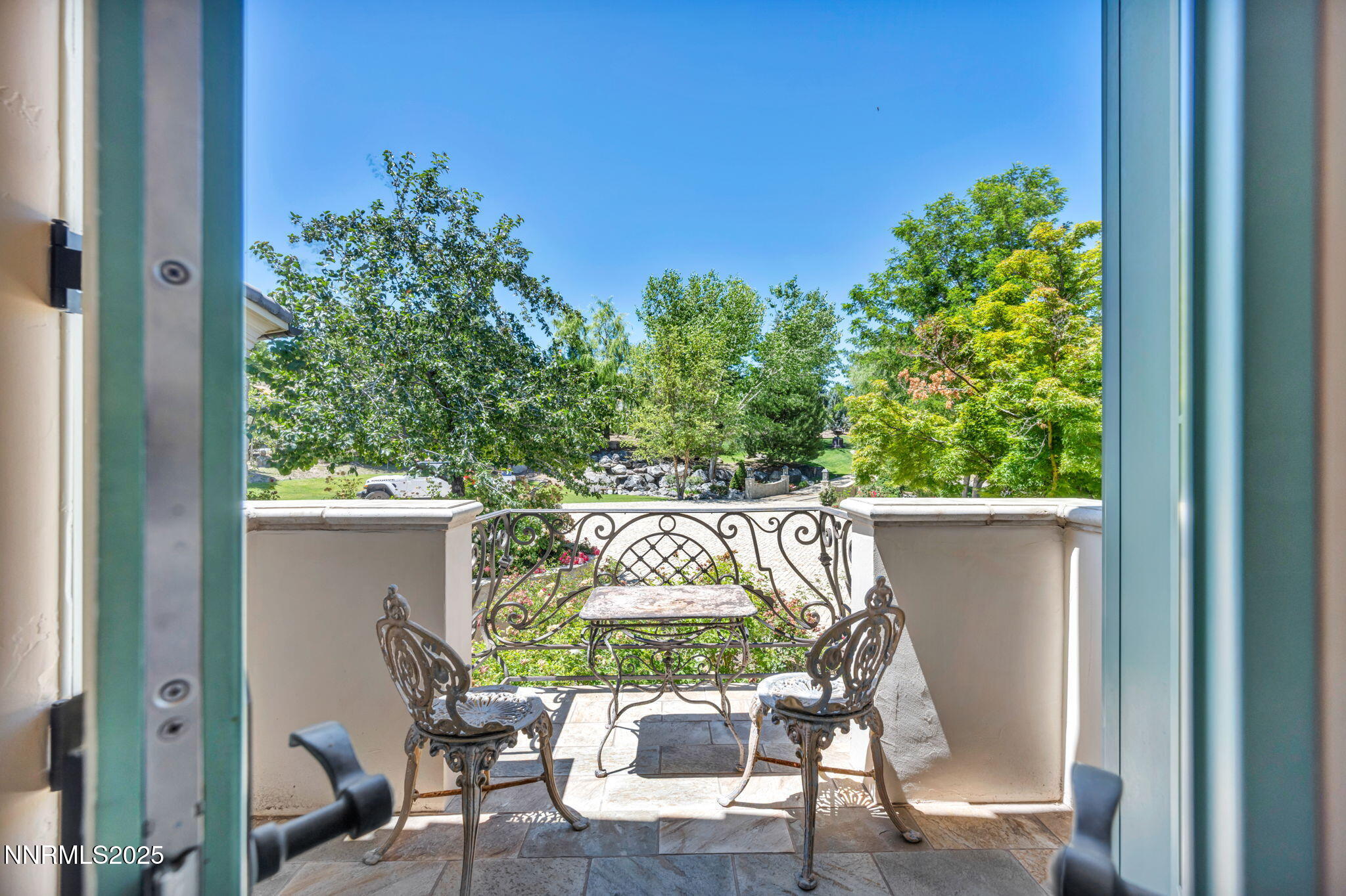 126-web-or-mls-3820-frost-ln