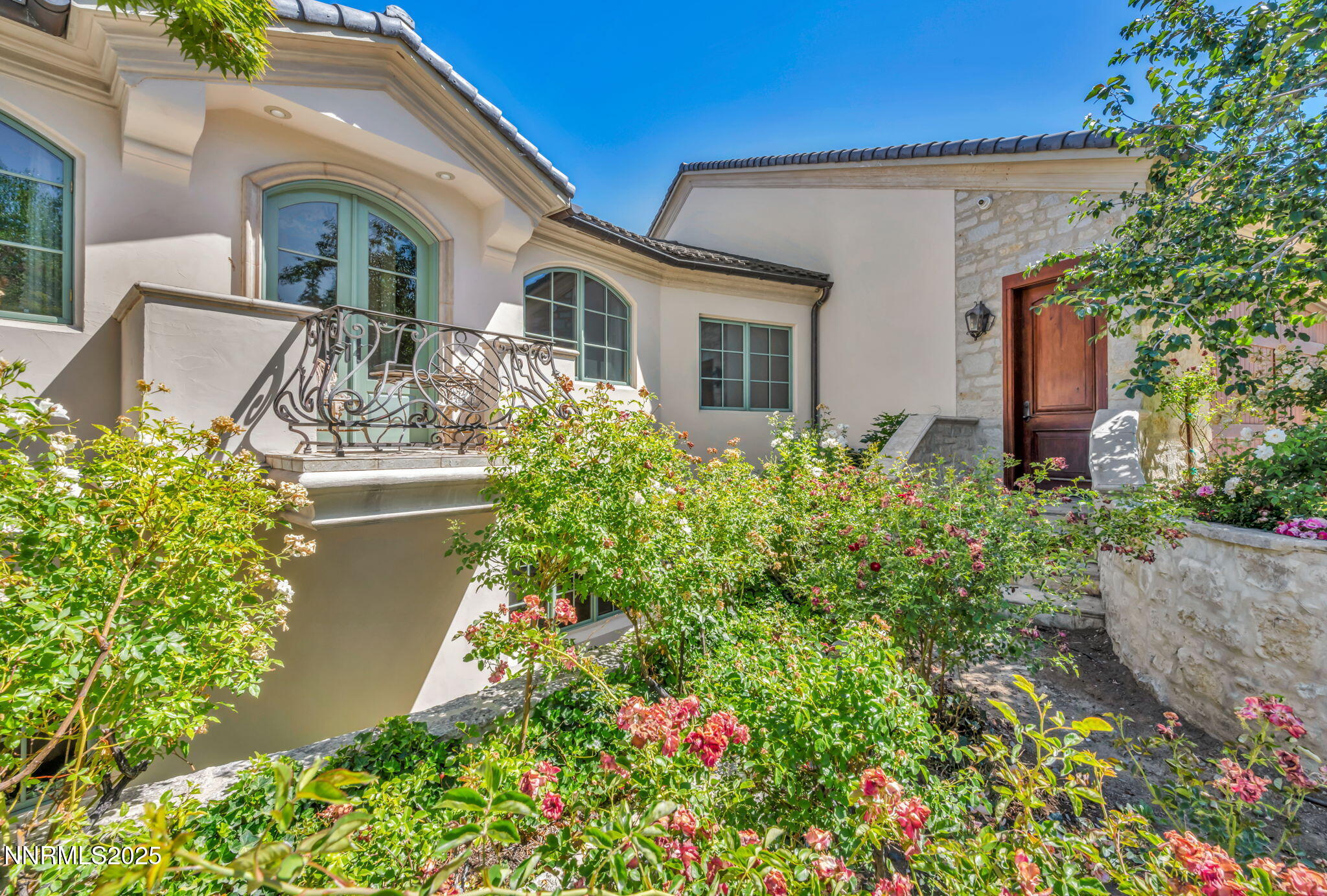 11-web-or-mls-3820-frost-ln