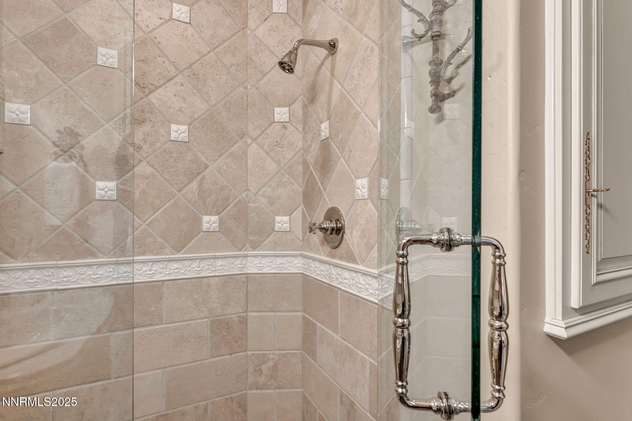 122-web-or-mls-3820-frost-ln