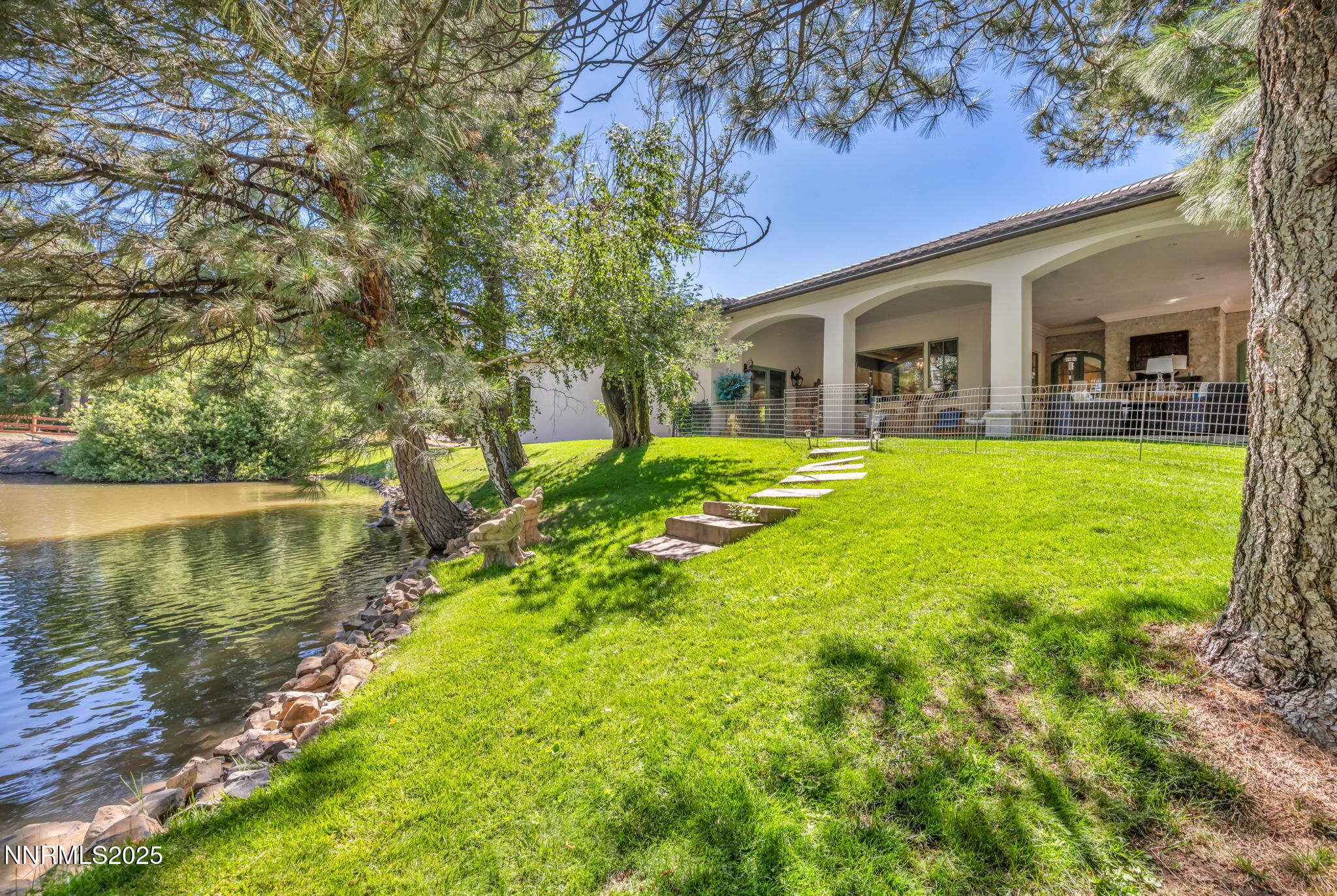 22-web-or-mls-3820-frost-ln