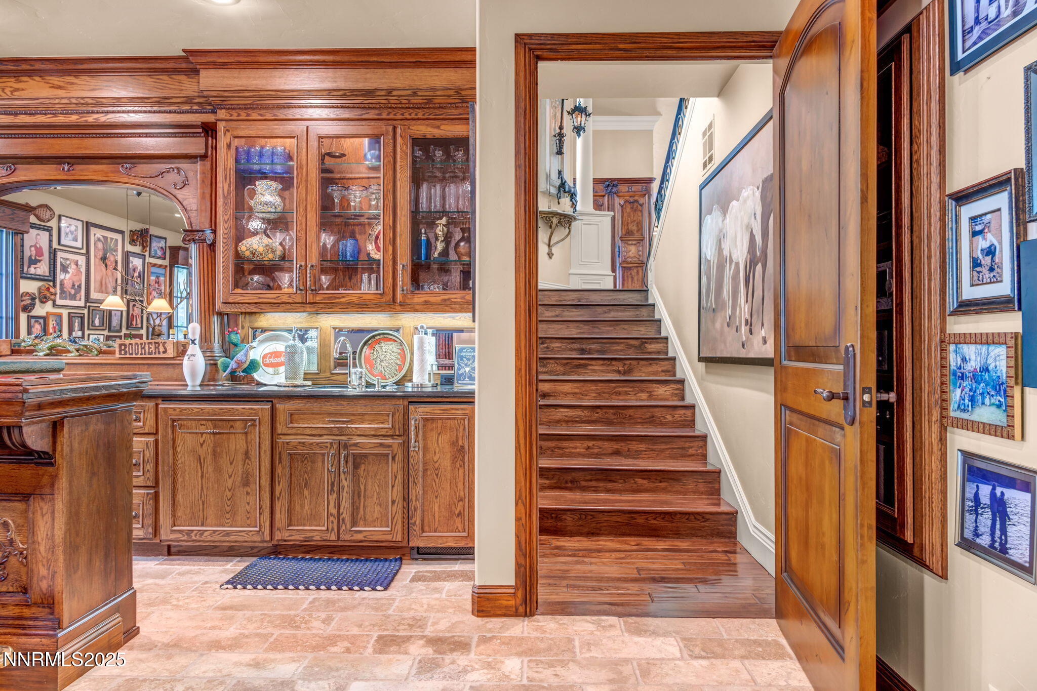 70-web-or-mls-3820-frost-ln