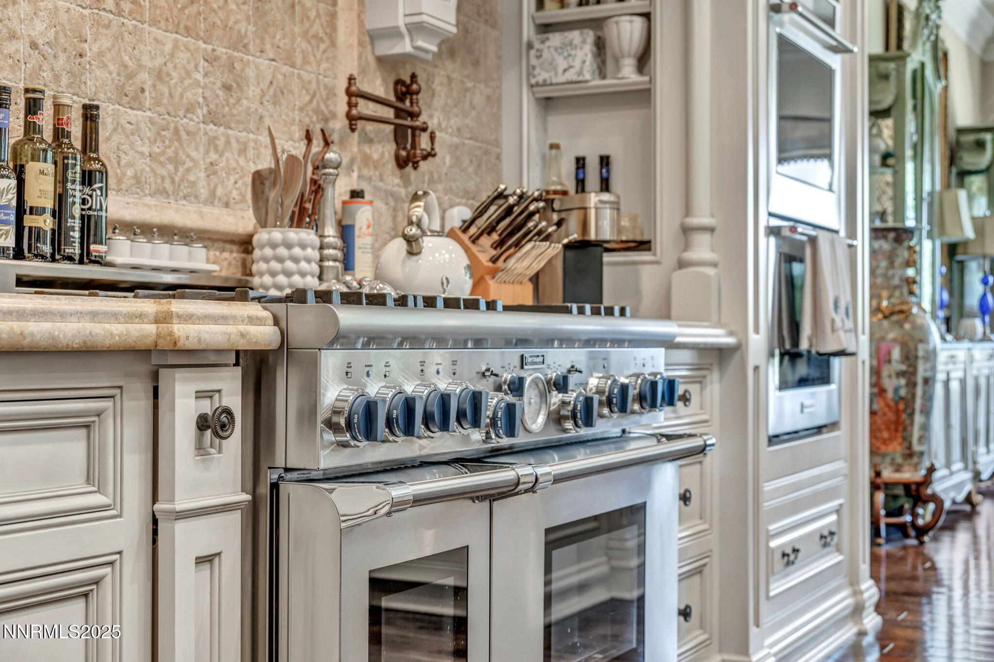 82-web-or-mls-3820-frost-ln