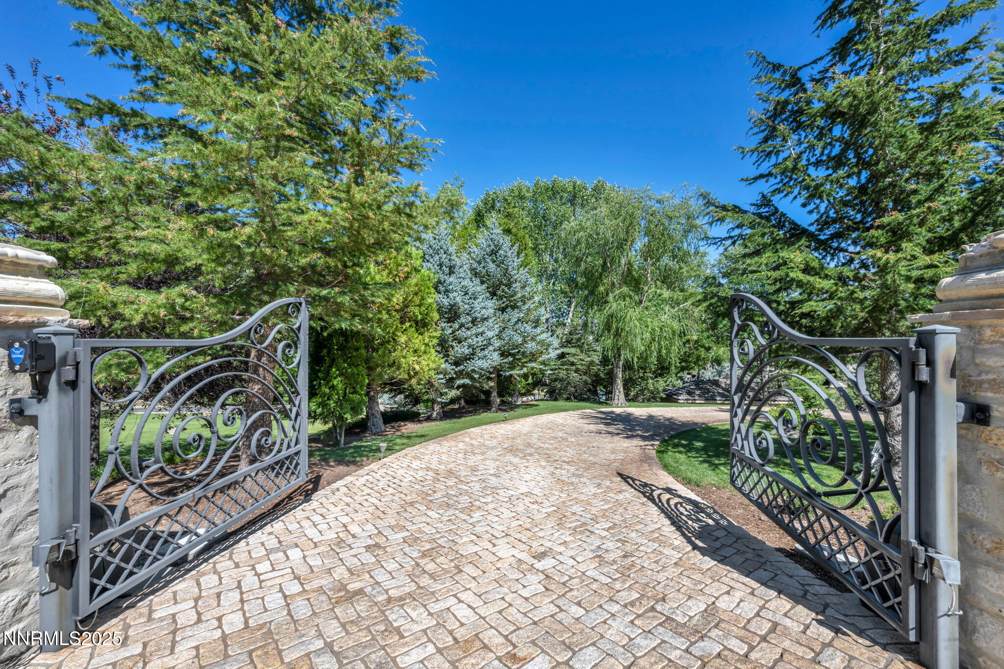 20-web-or-mls-3820-frost-ln