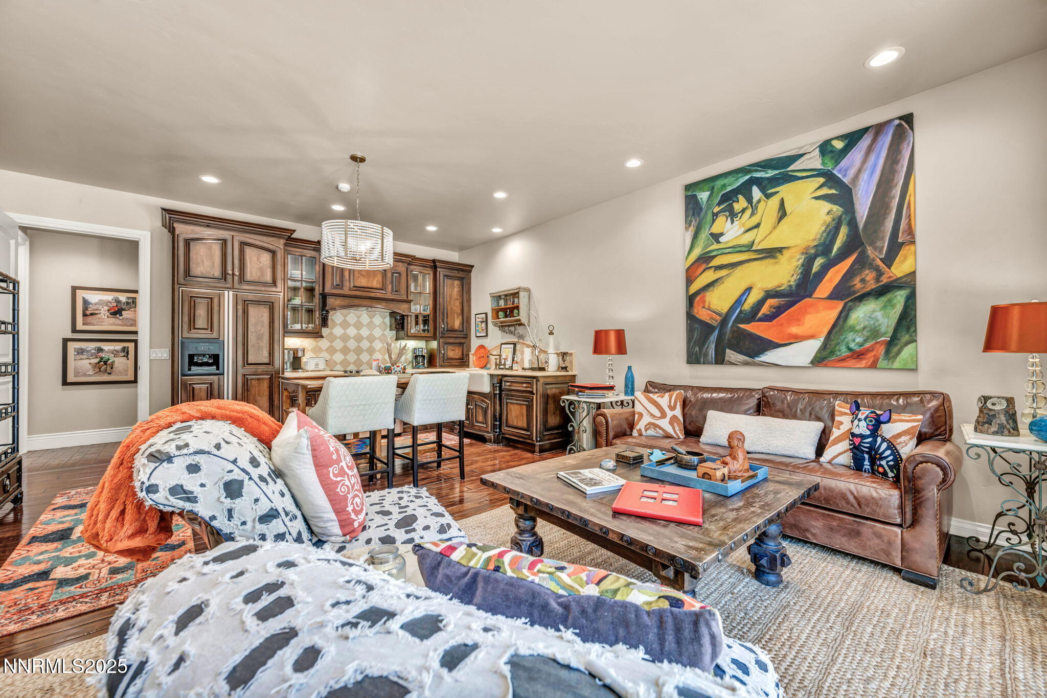 105-web-or-mls-3820-frost-ln