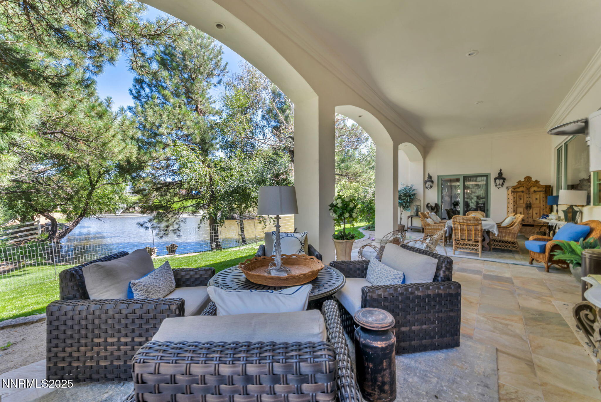 61-web-or-mls-3820-frost-ln