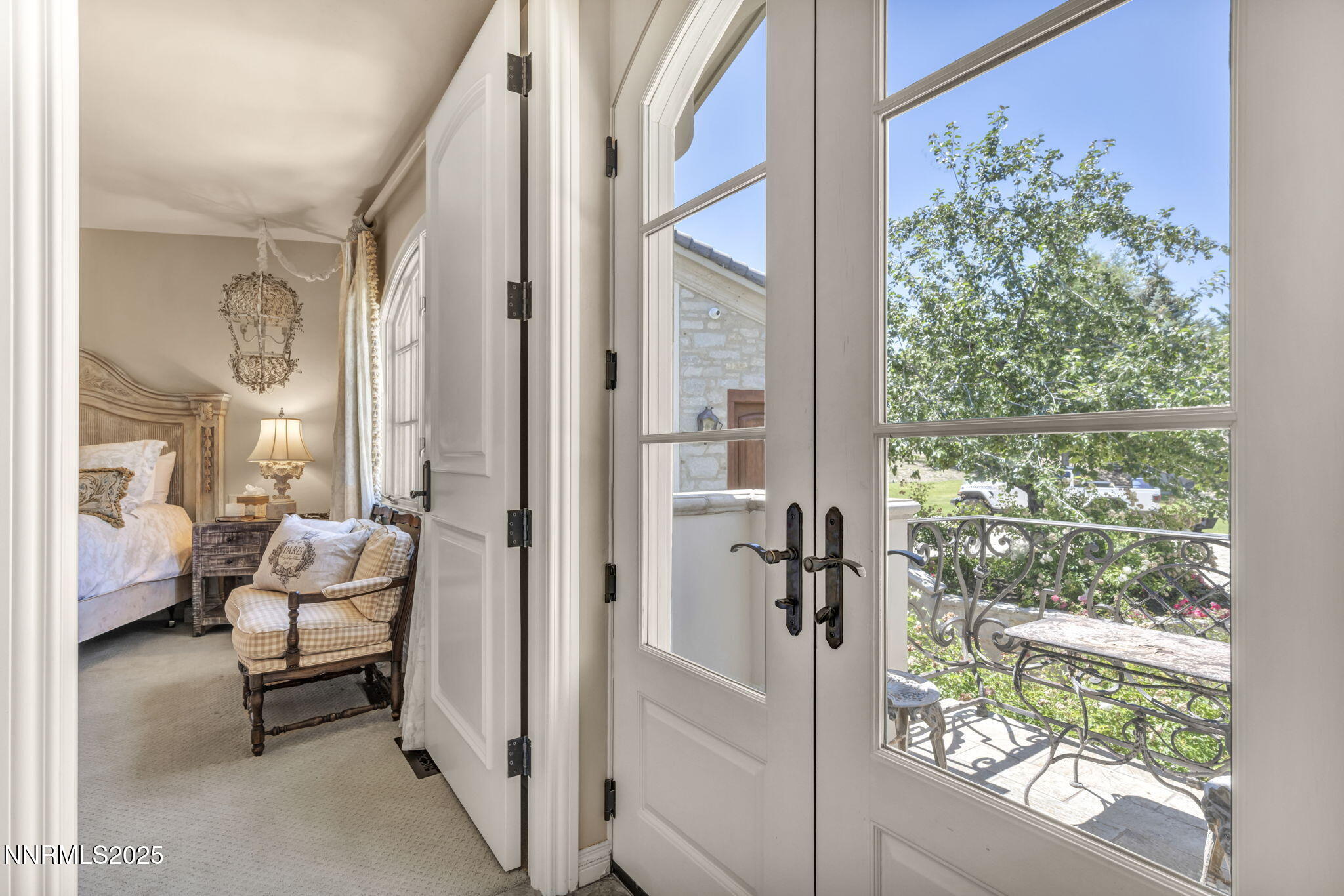 123-web-or-mls-3820-frost-ln