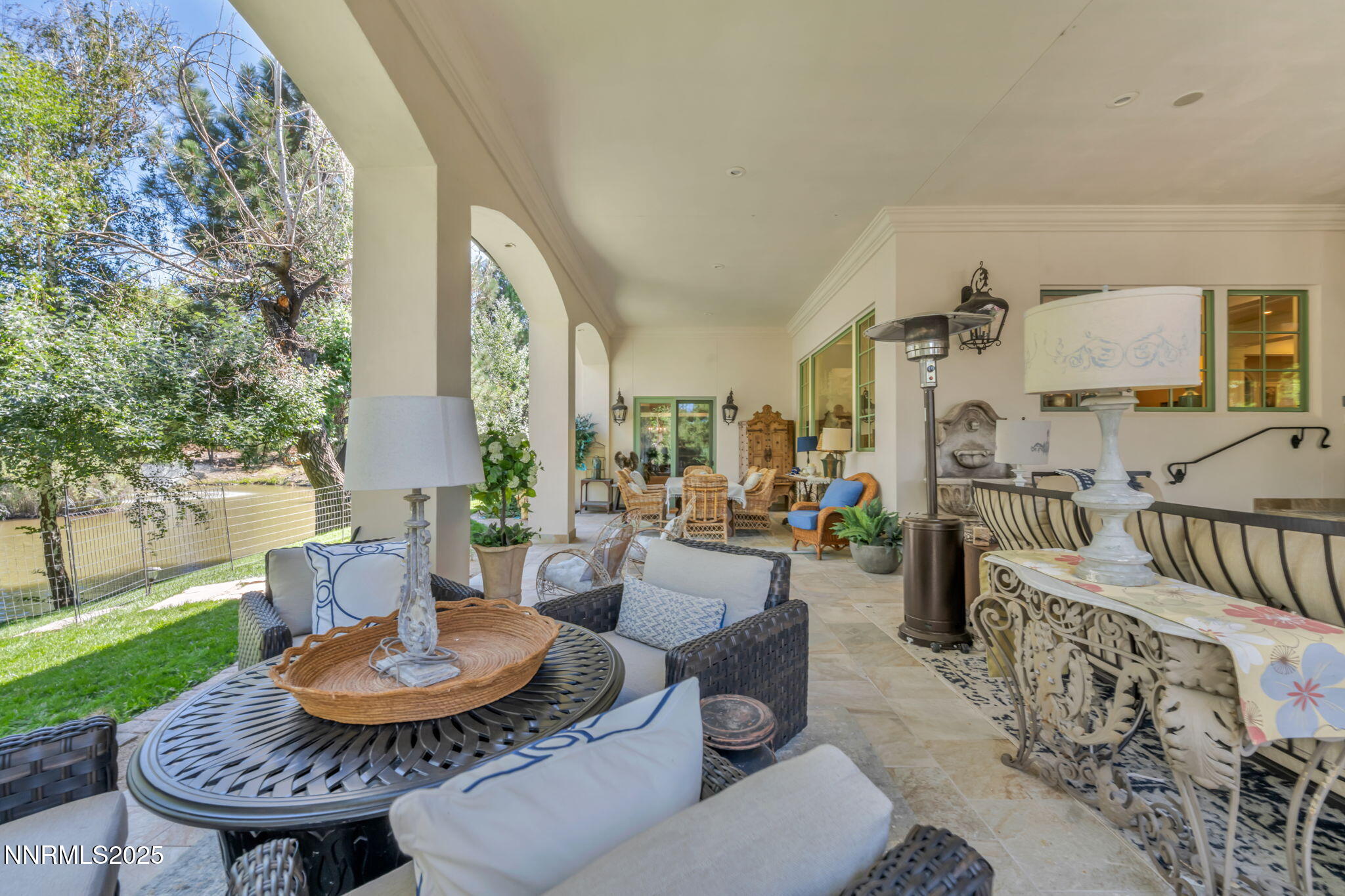 62-web-or-mls-3820-frost-ln