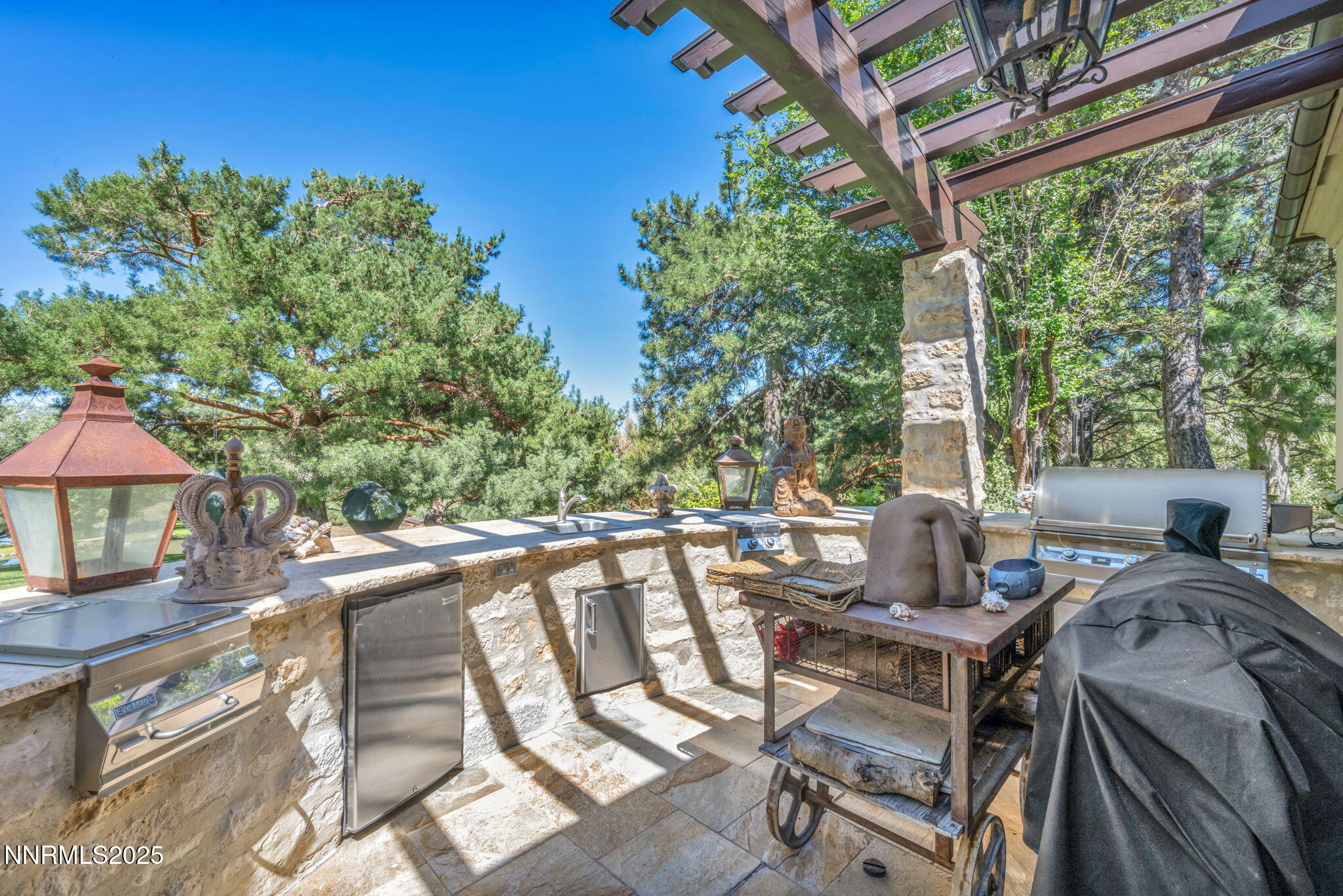 57-web-or-mls-3820-frost-ln