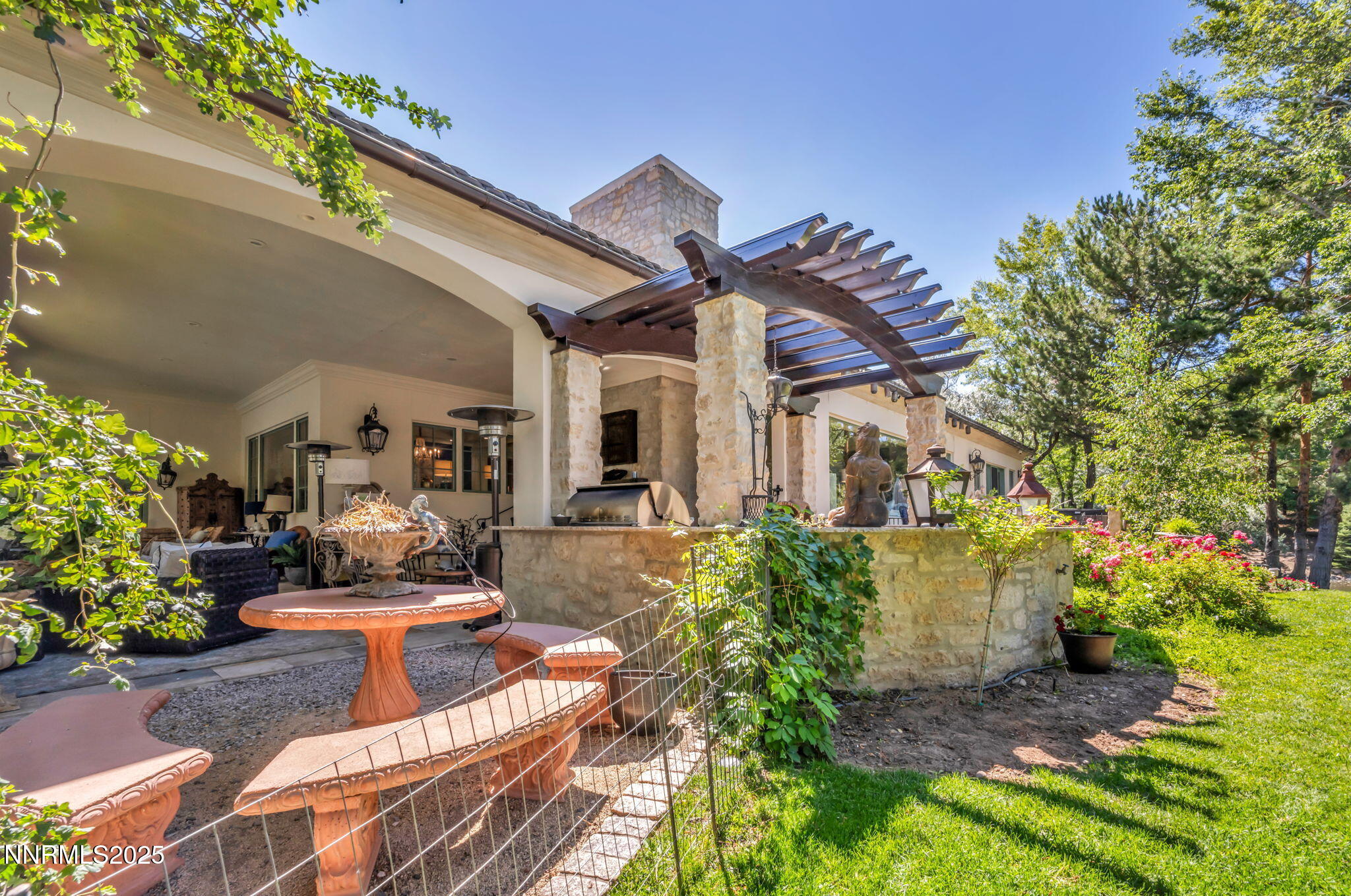 65-web-or-mls-3820-frost-ln