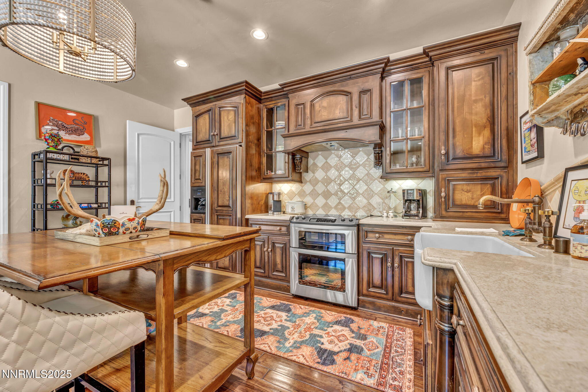 101-web-or-mls-3820-frost-ln