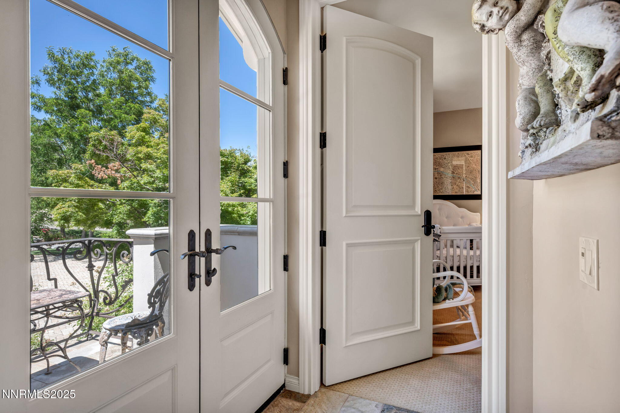 125-web-or-mls-3820-frost-ln