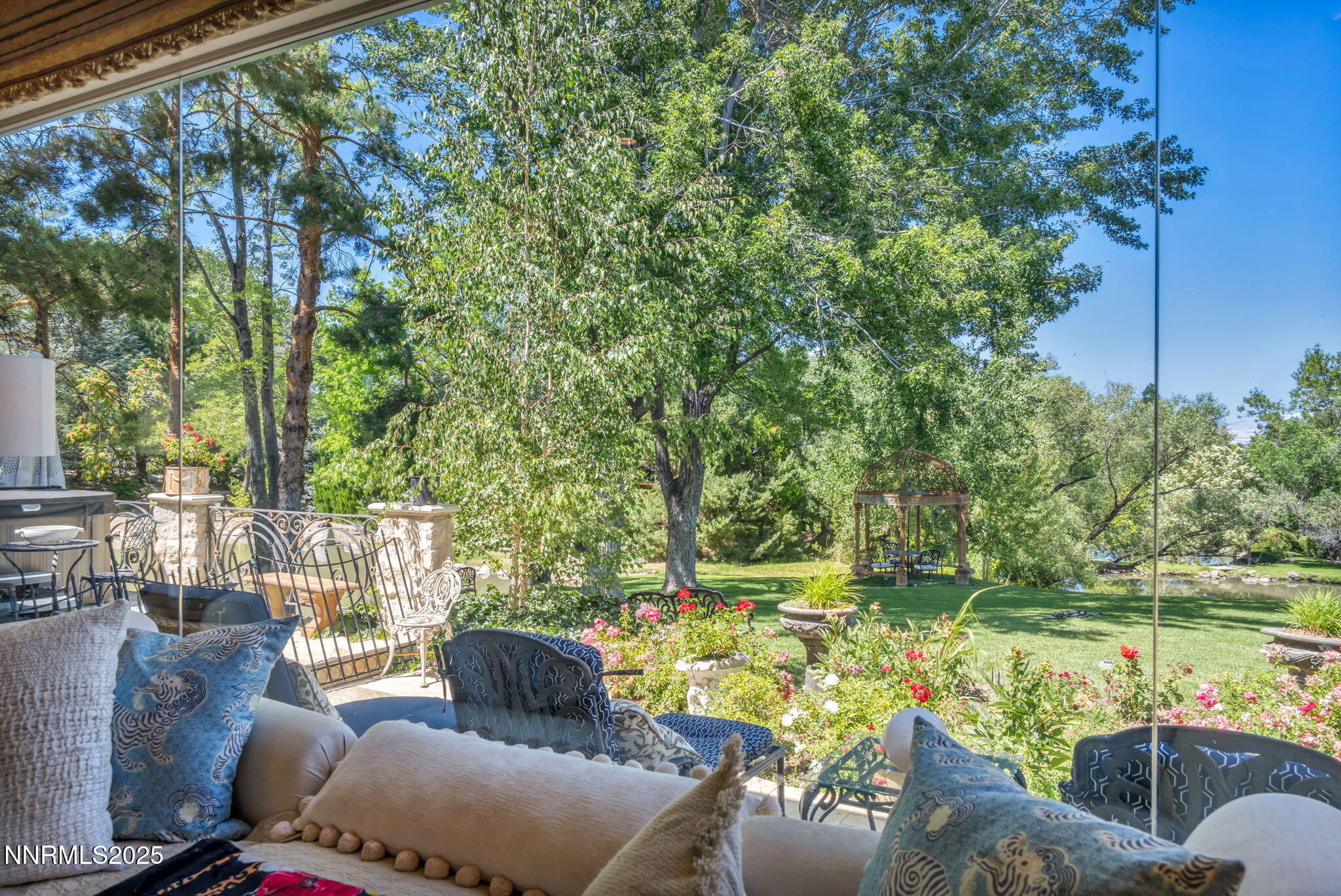 49-web-or-mls-3820-frost-ln