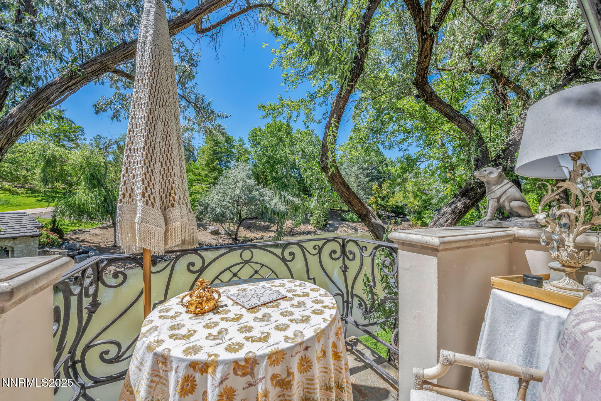 47-web-or-mls-3820-frost-ln