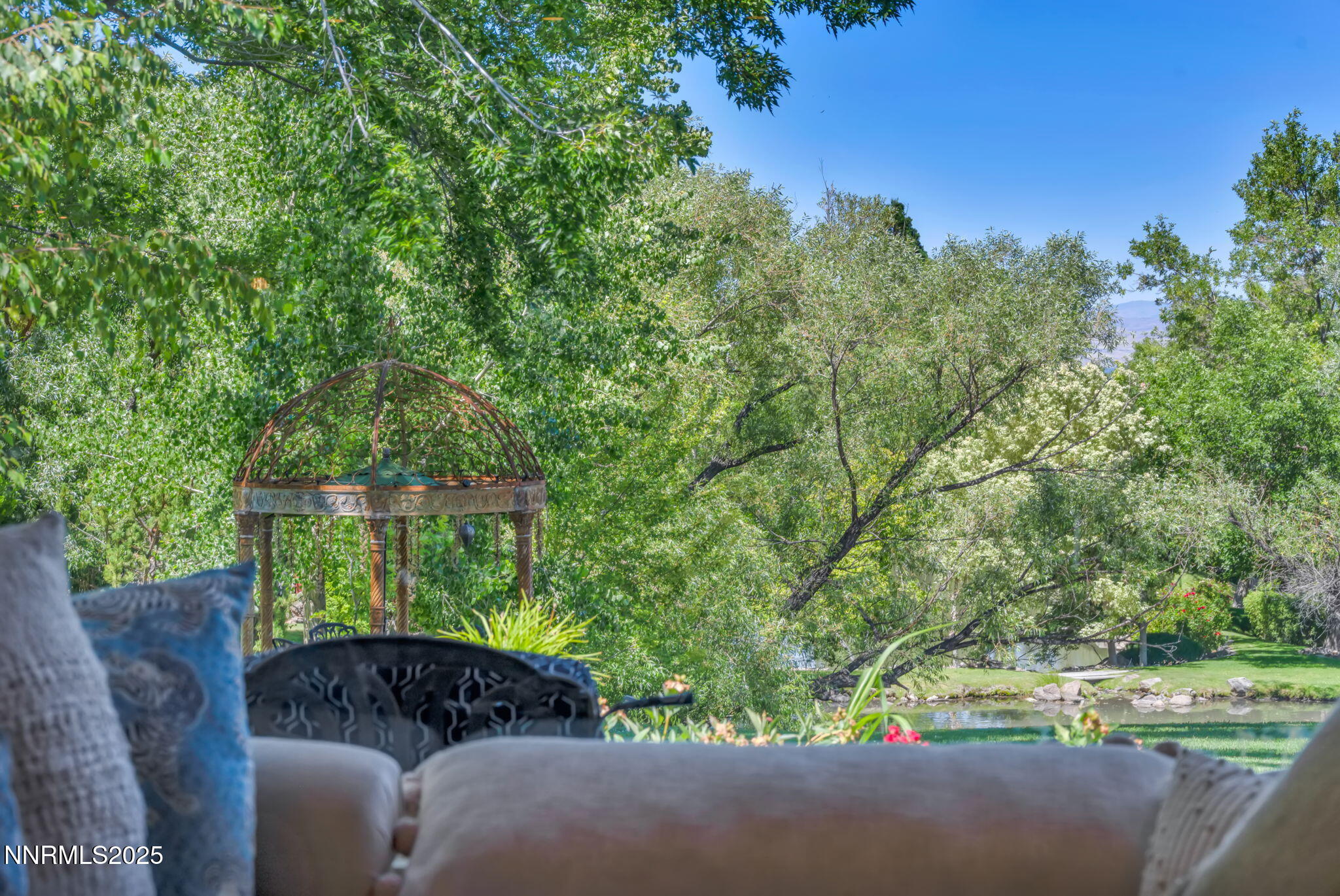 48-web-or-mls-3820-frost-ln