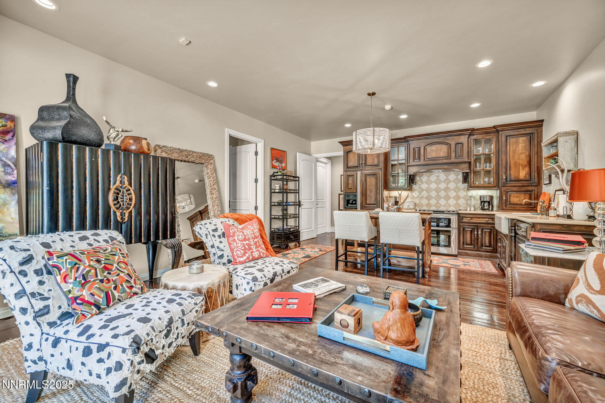 104-web-or-mls-3820-frost-ln