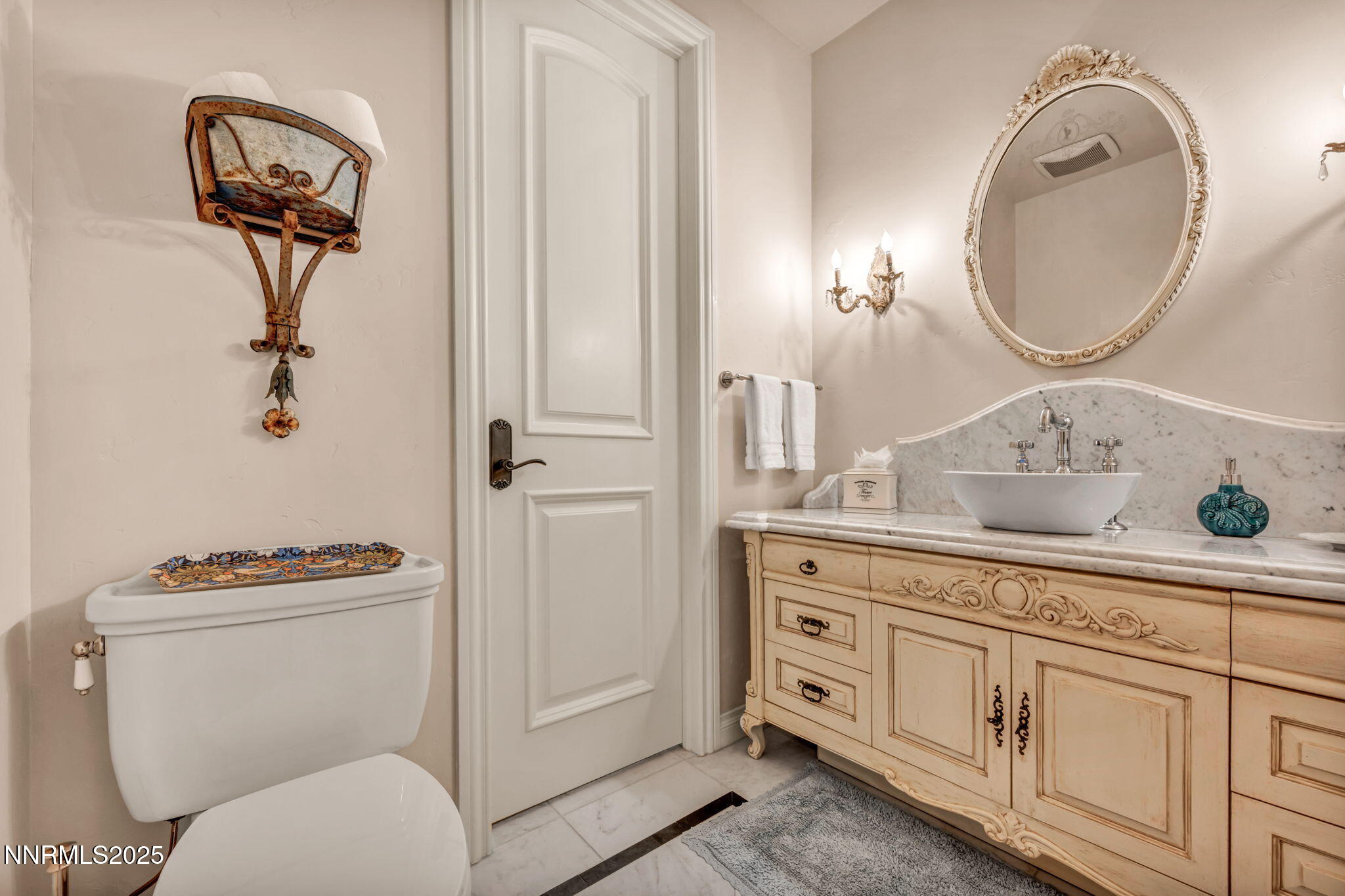 135-web-or-mls-3820-frost-ln