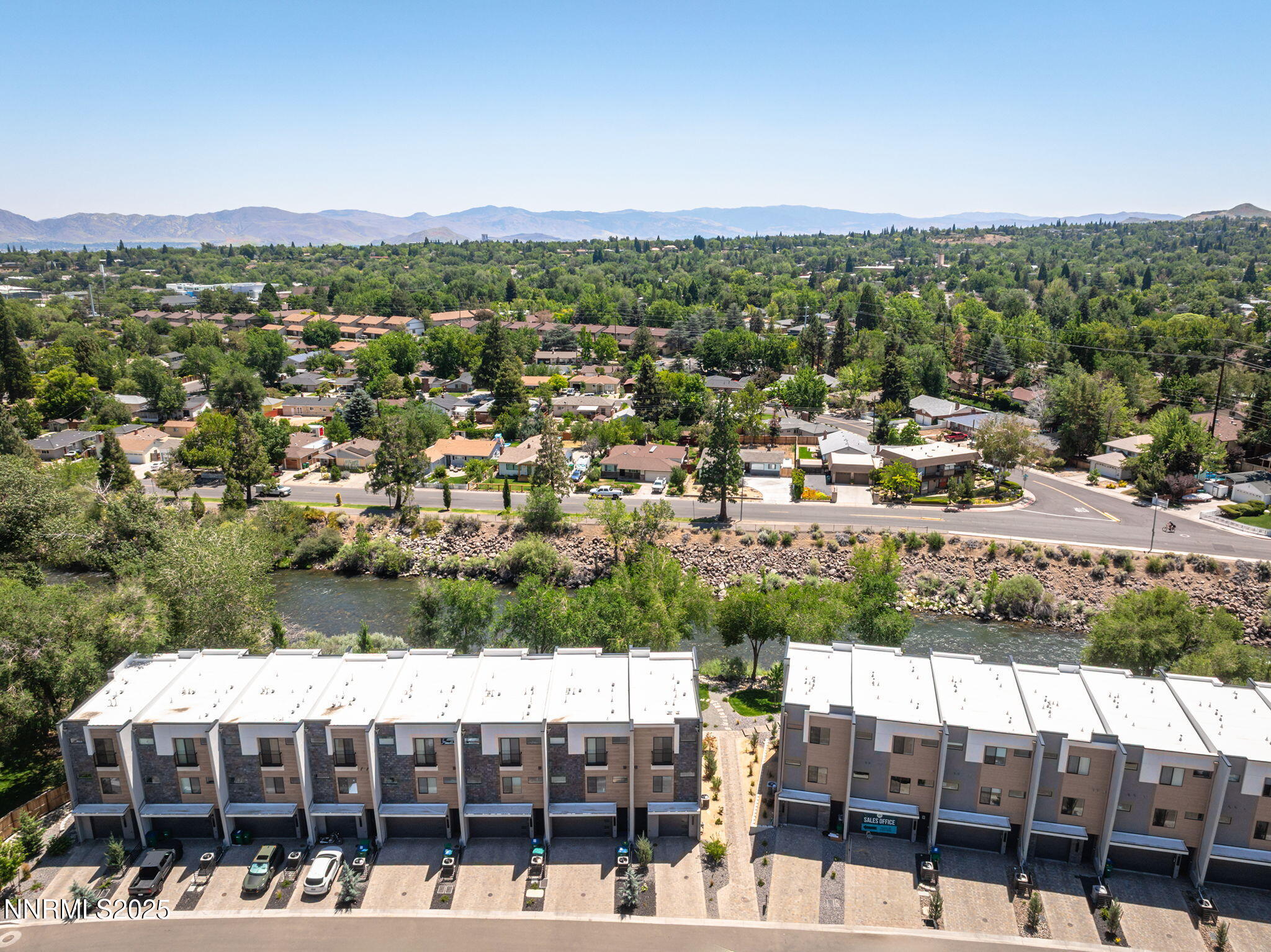 6-web-or-mls-DJI_0943