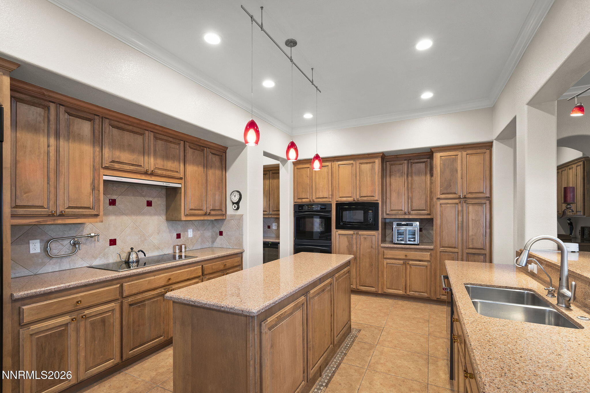 19-web-or-mls-_DSC0263