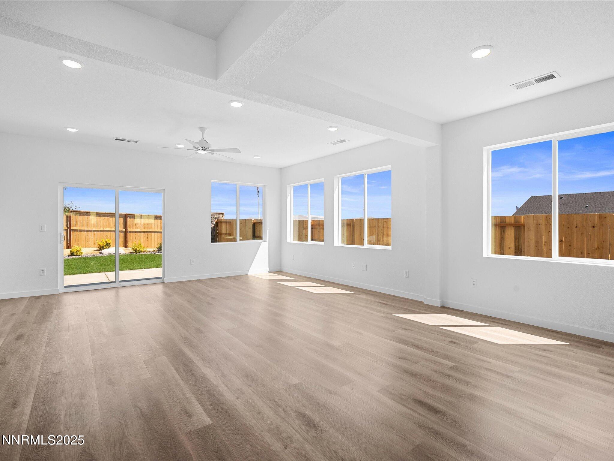 16-14460 Fredonia Dr-115