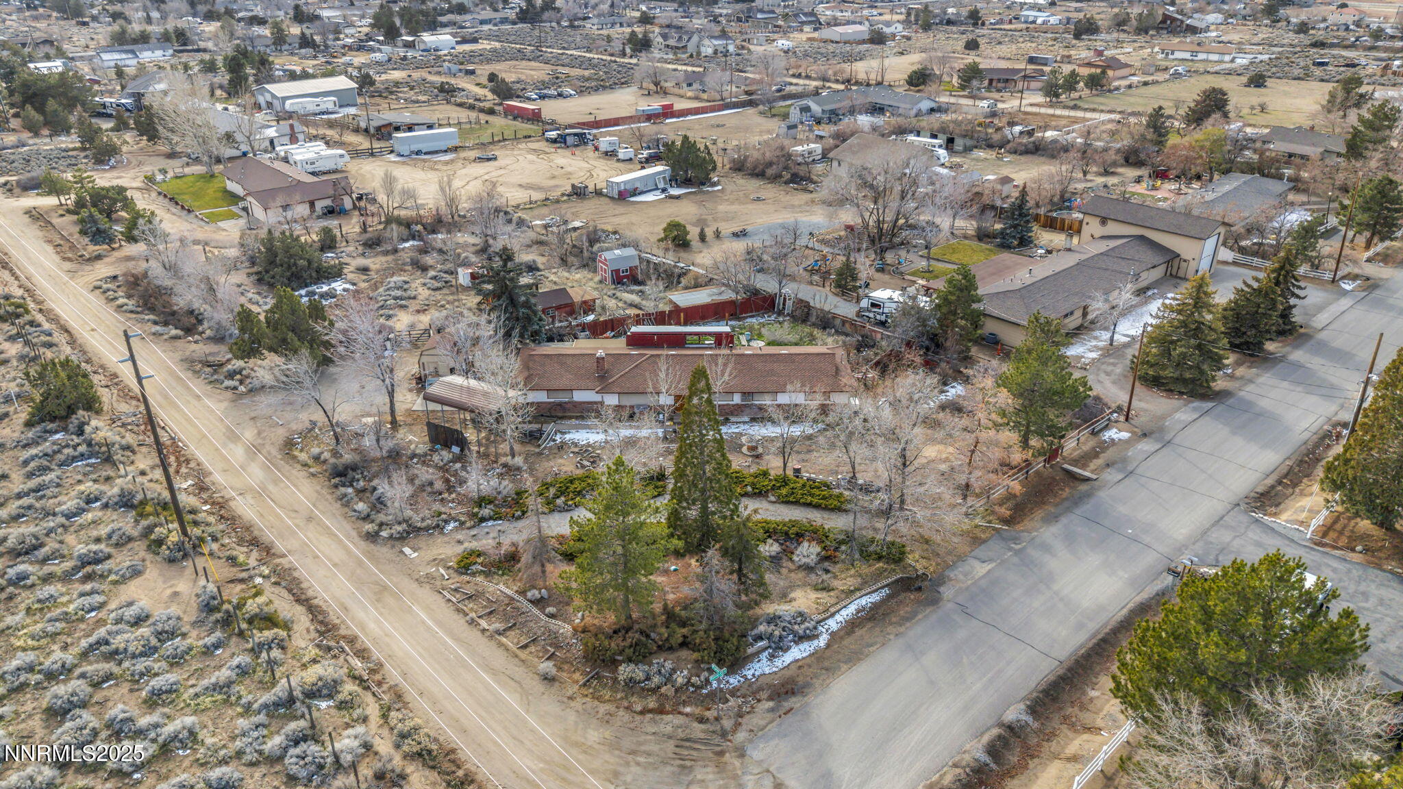 28-web-or-mls-9421-wigwam-way