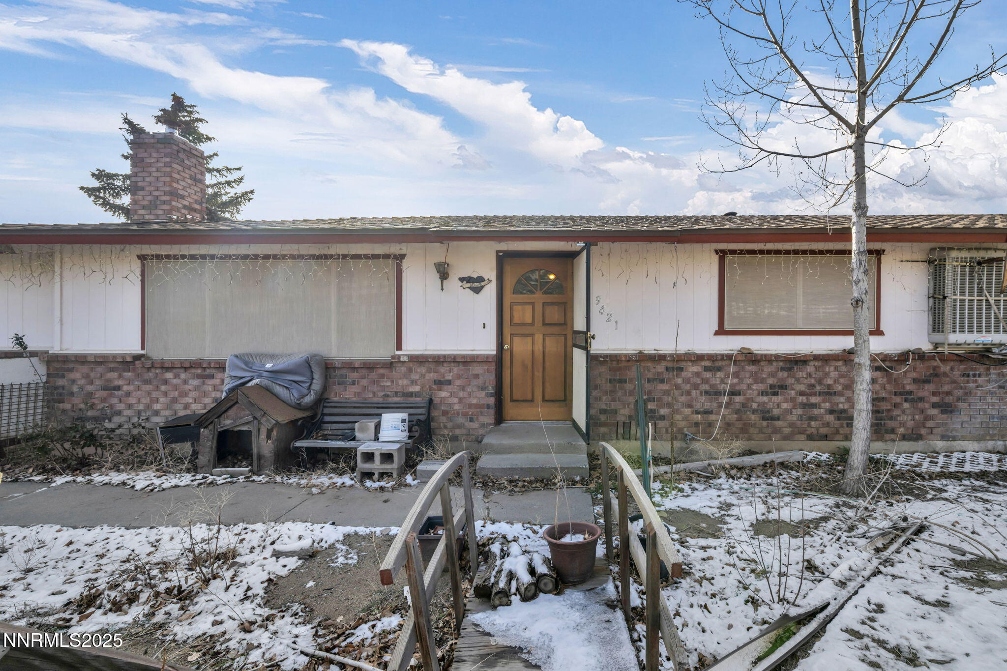 2-web-or-mls-9421-wigwam-way