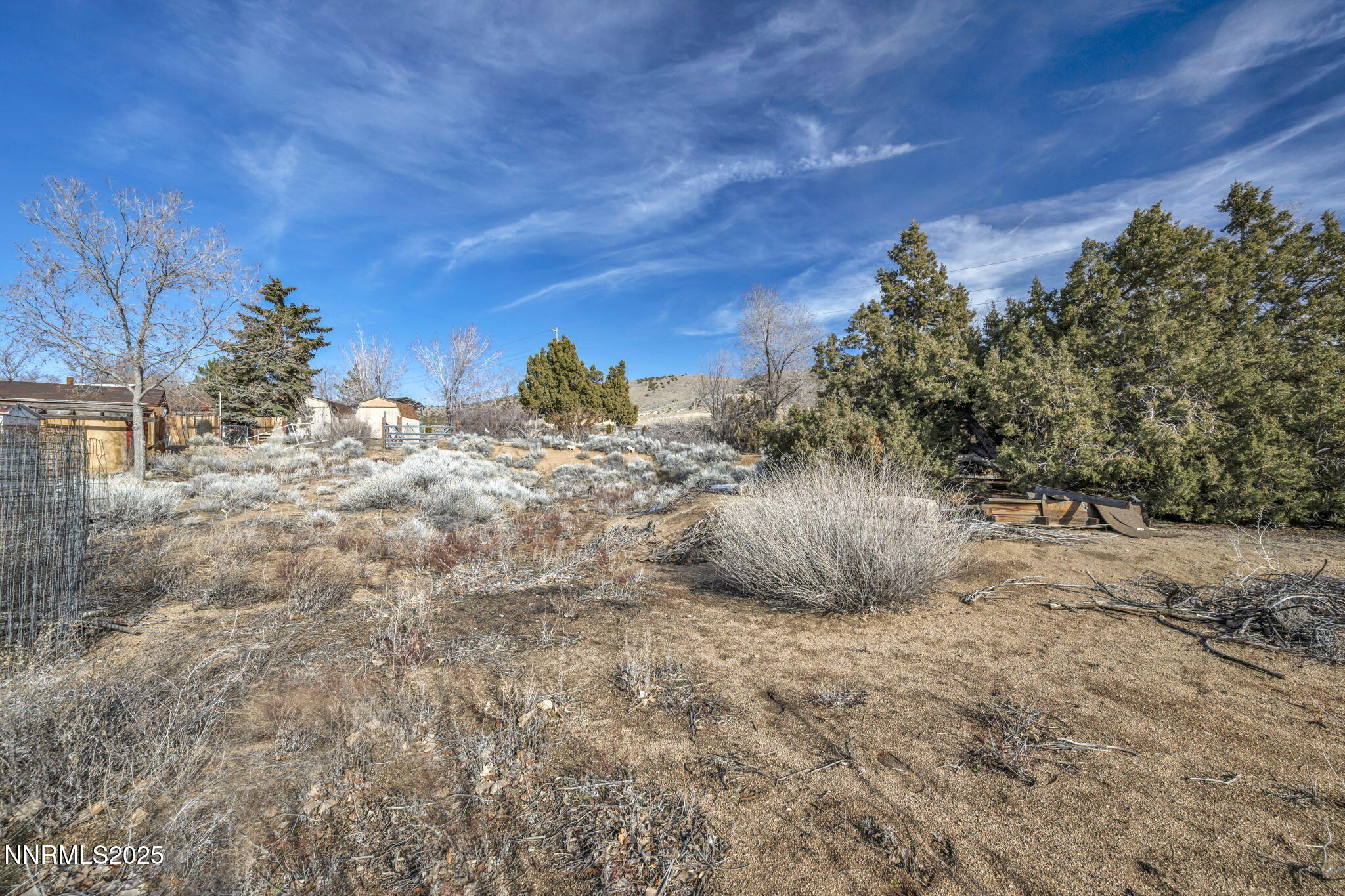 26-web-or-mls-9421-wigwam-way