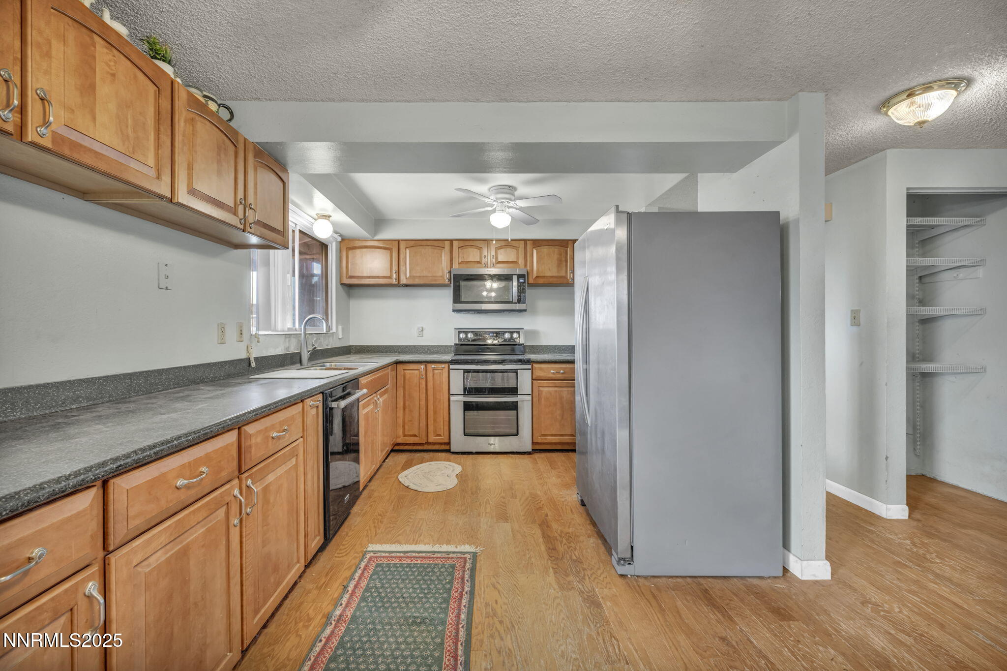 47-web-or-mls-9421-wigwam-way