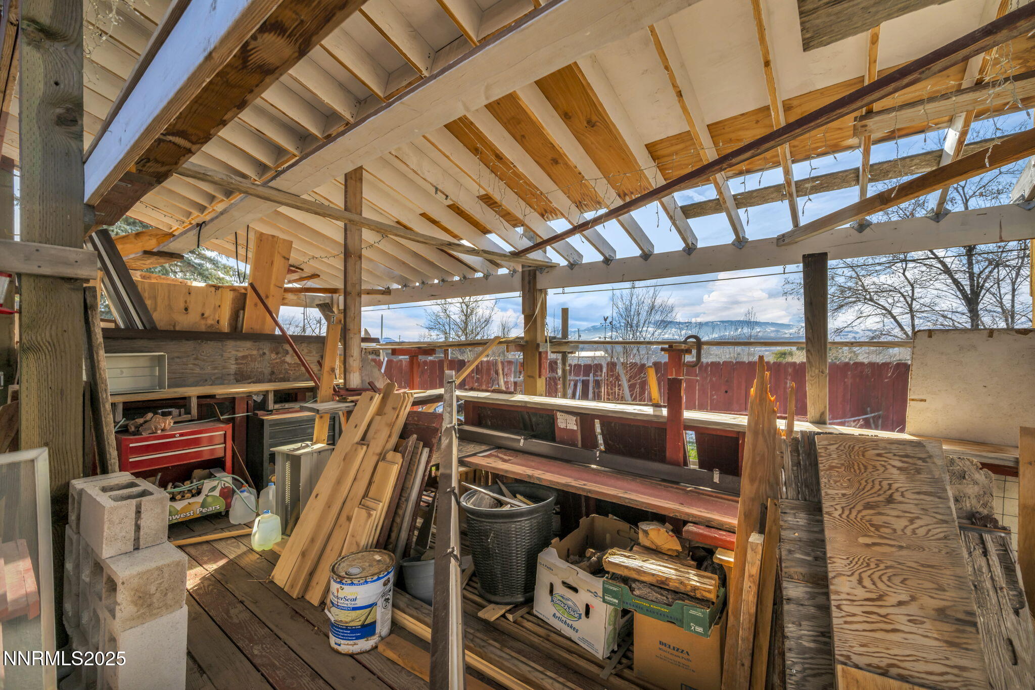 14-web-or-mls-9421-wigwam-way