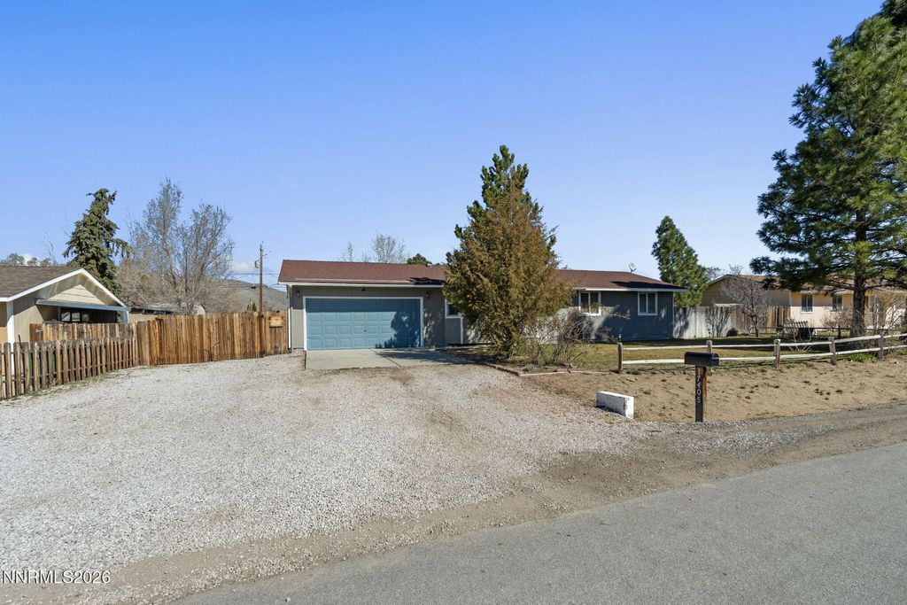 Photo of 17405 Egret Lane, Reno, NV 89508 (MLS # 260003323)