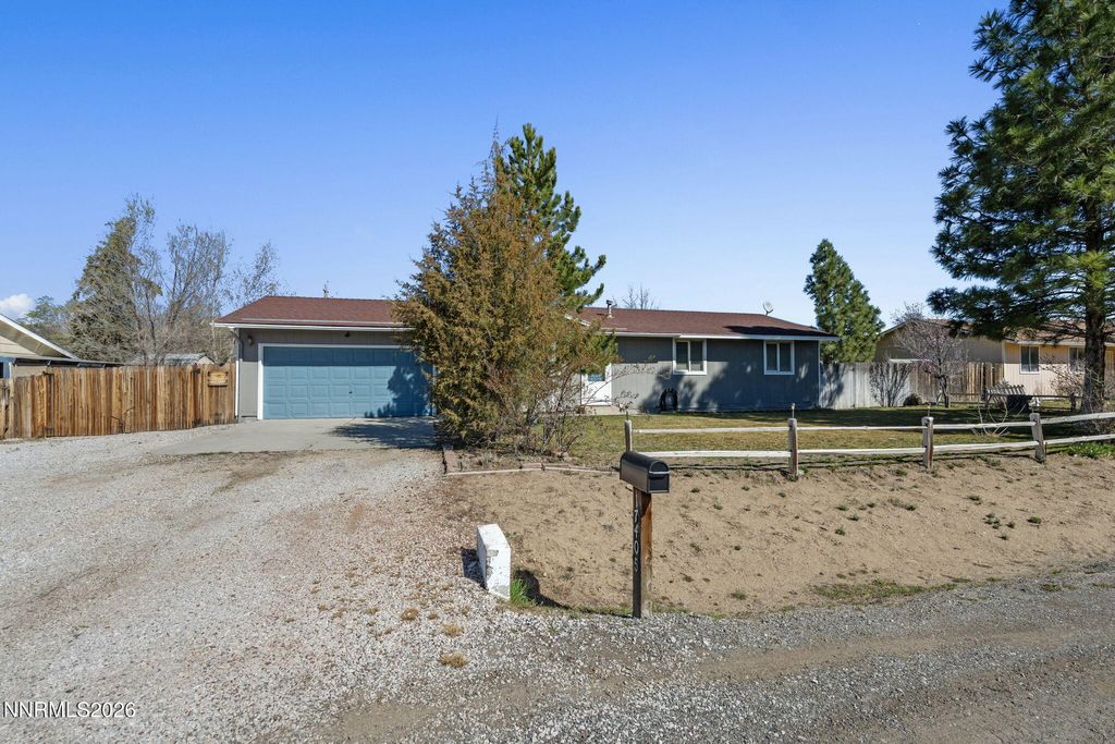 Photo of 17405 Egret Lane, Reno, NV 89508 (MLS # 260003323)