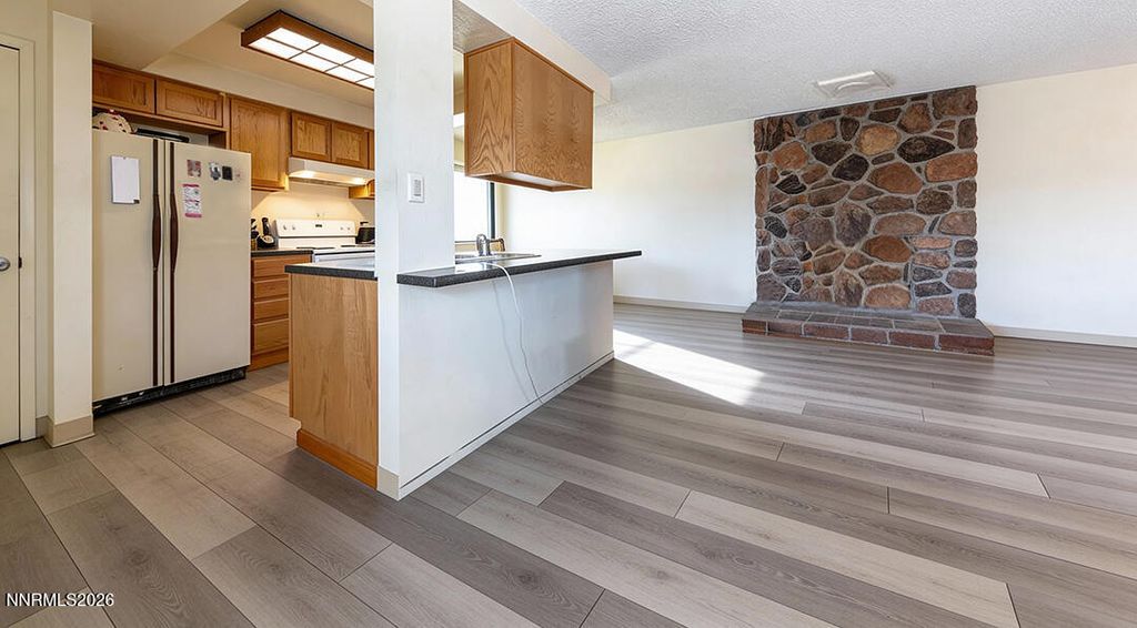 Photo of 800 Jamaica Avenue #APT 4, Reno, NV 89502 (MLS # 260001152)