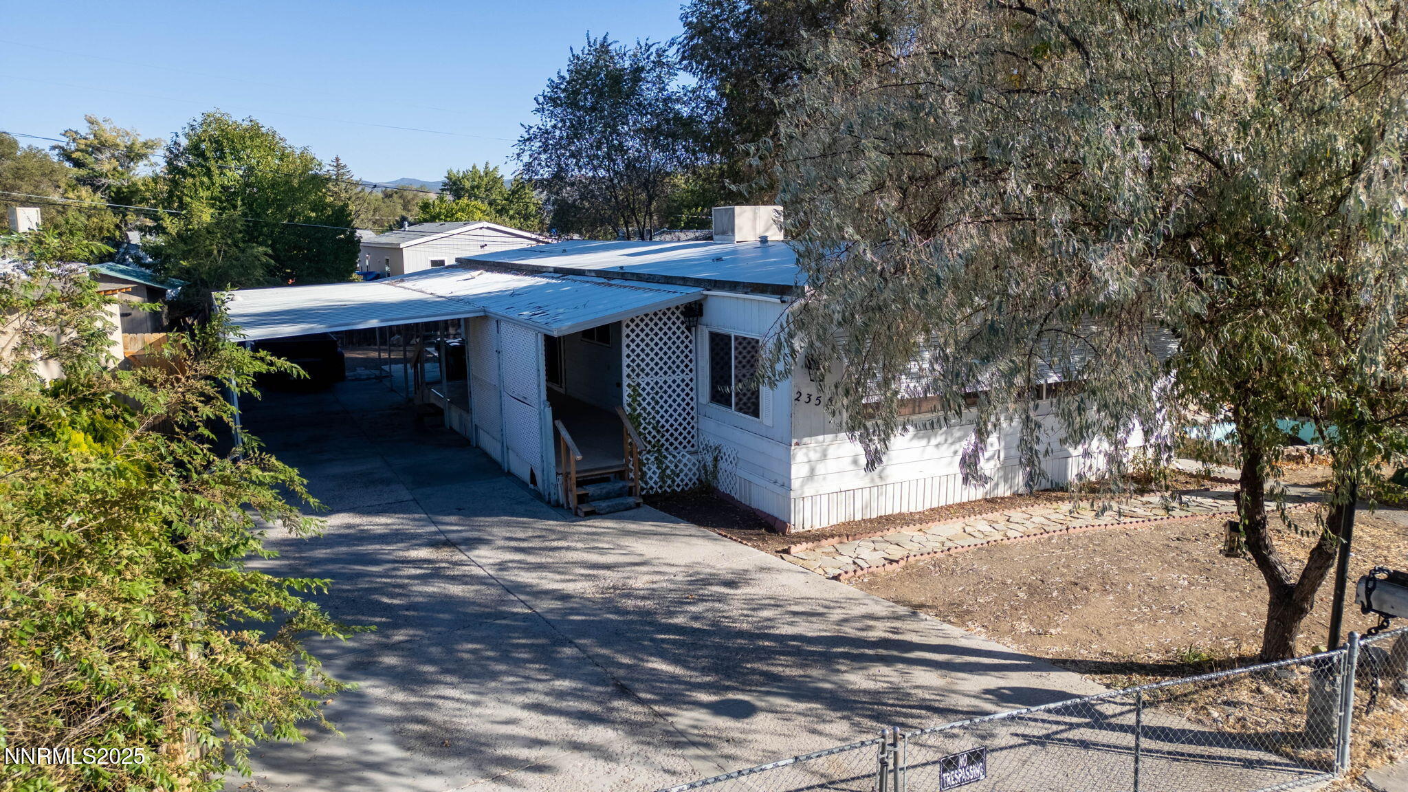 6-web-or-mls-make up aerial