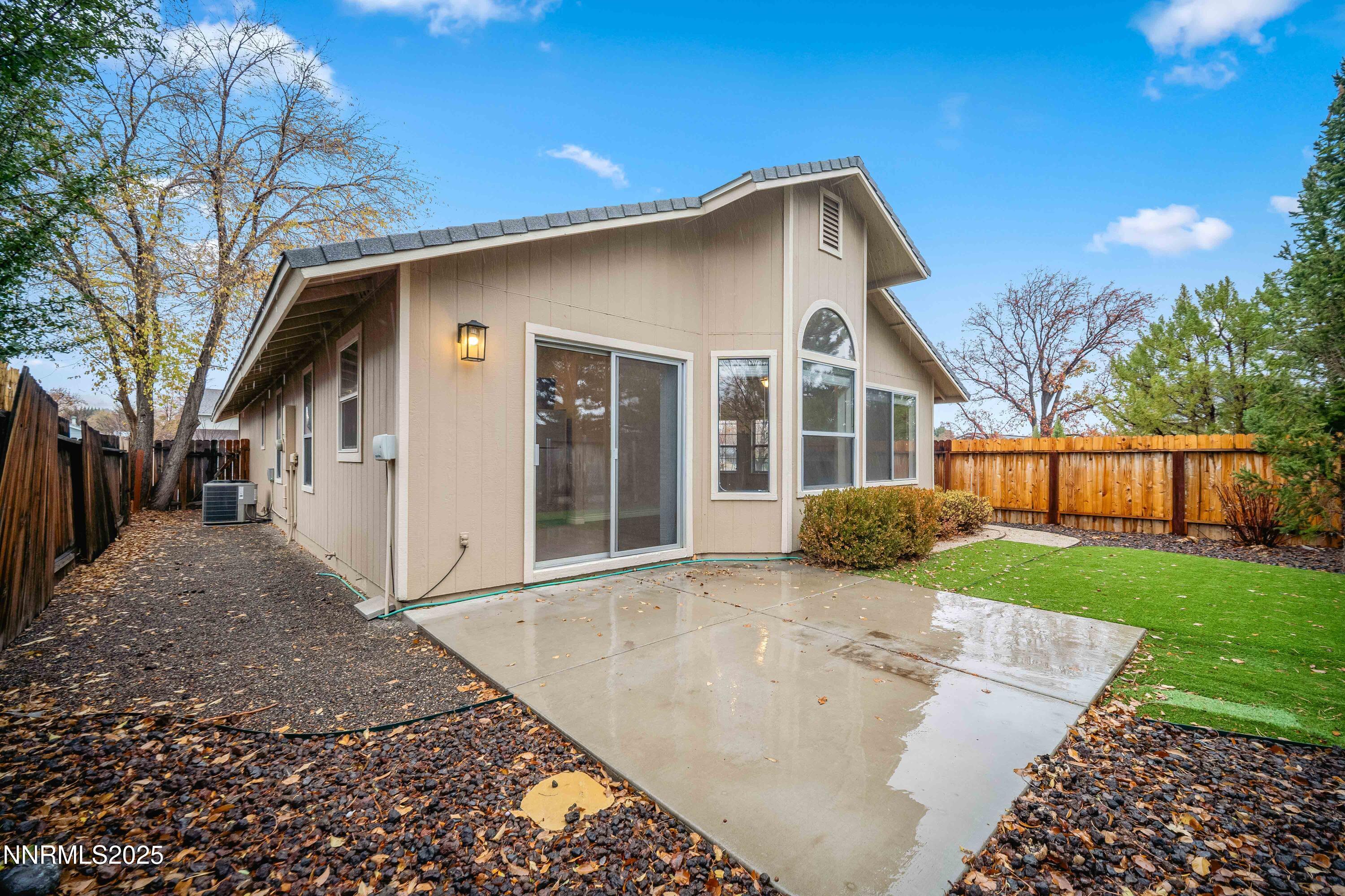 1146 Ambassador Dr MLS 021