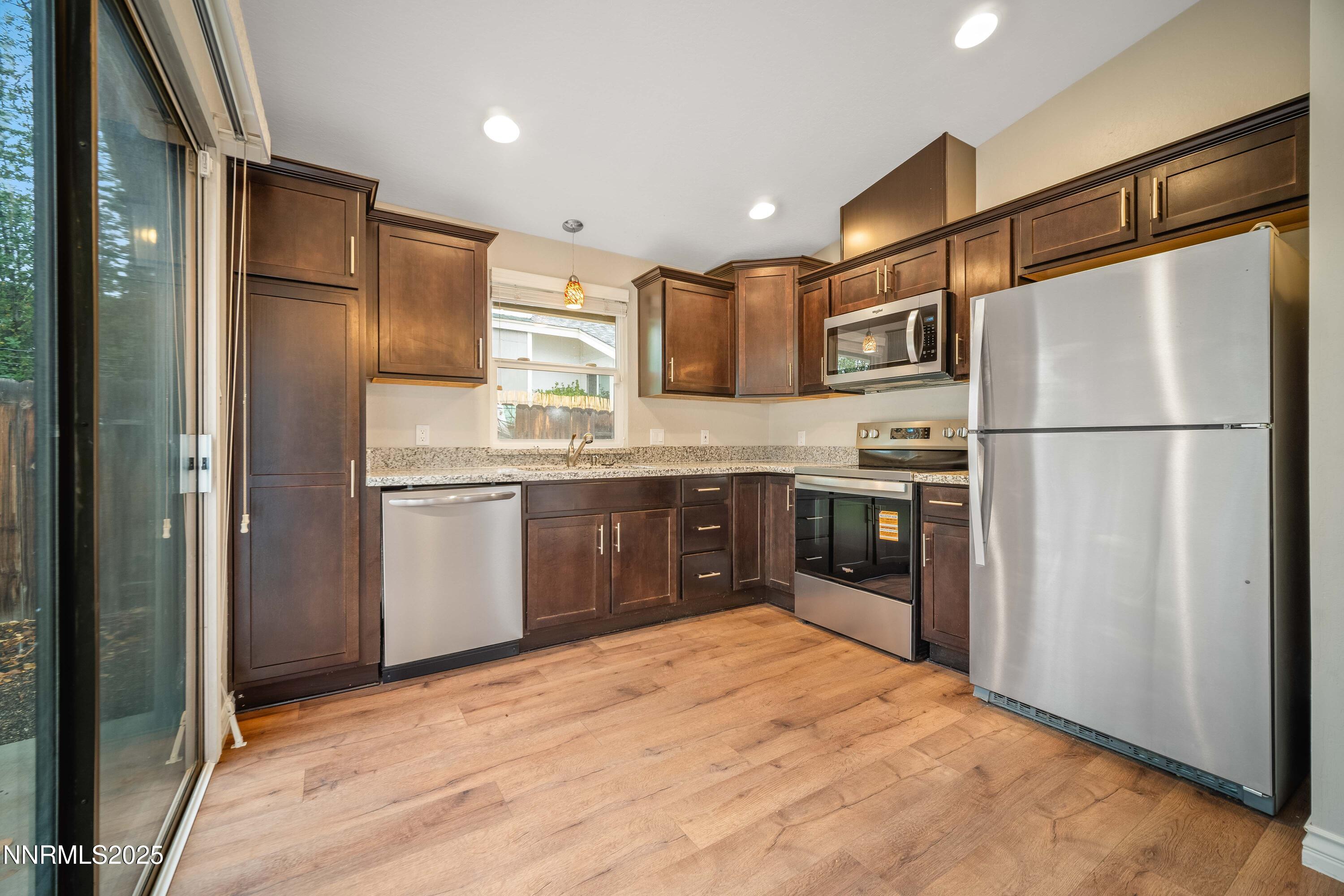 1146 Ambassador Dr MLS 010