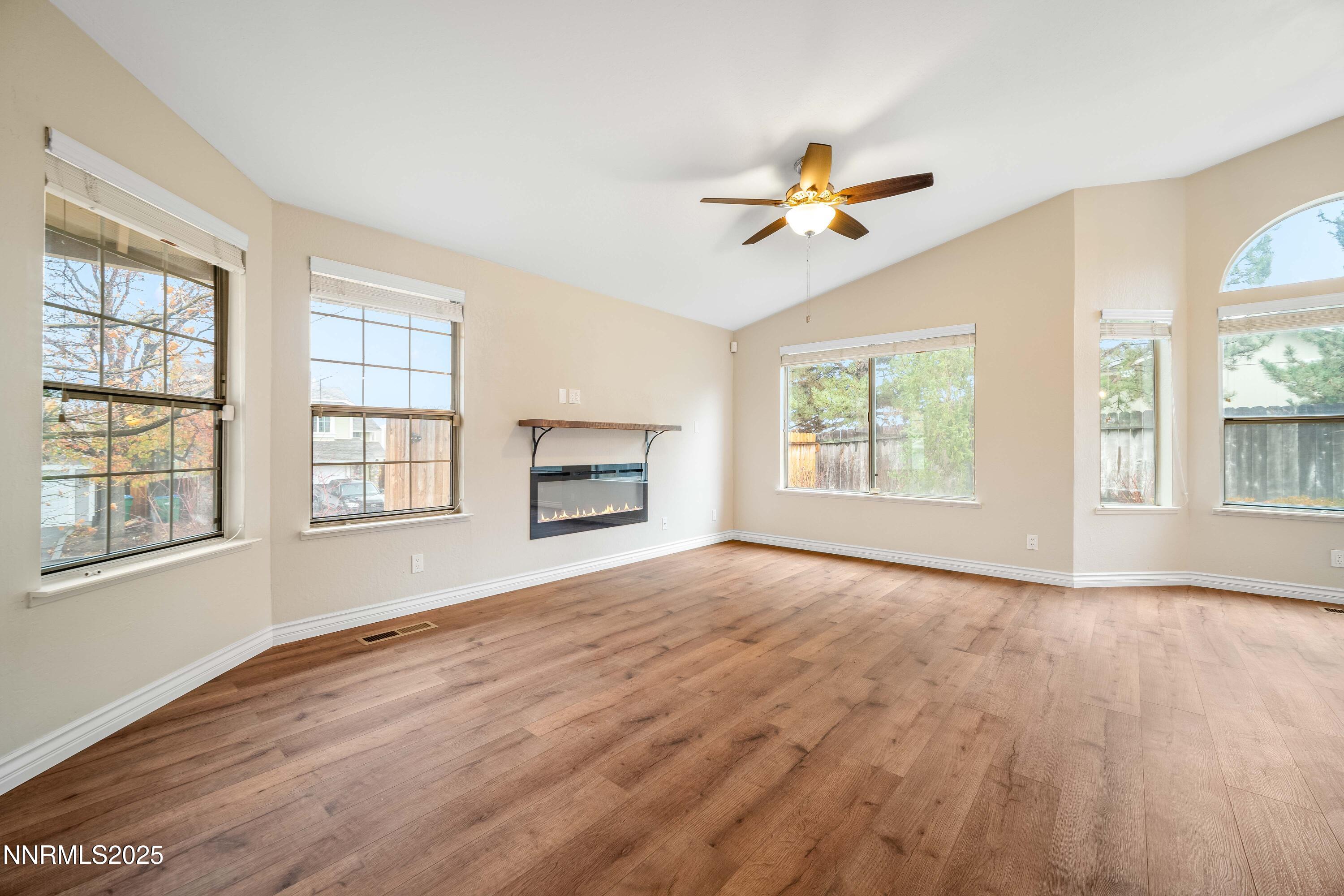 1146 Ambassador Dr MLS 006