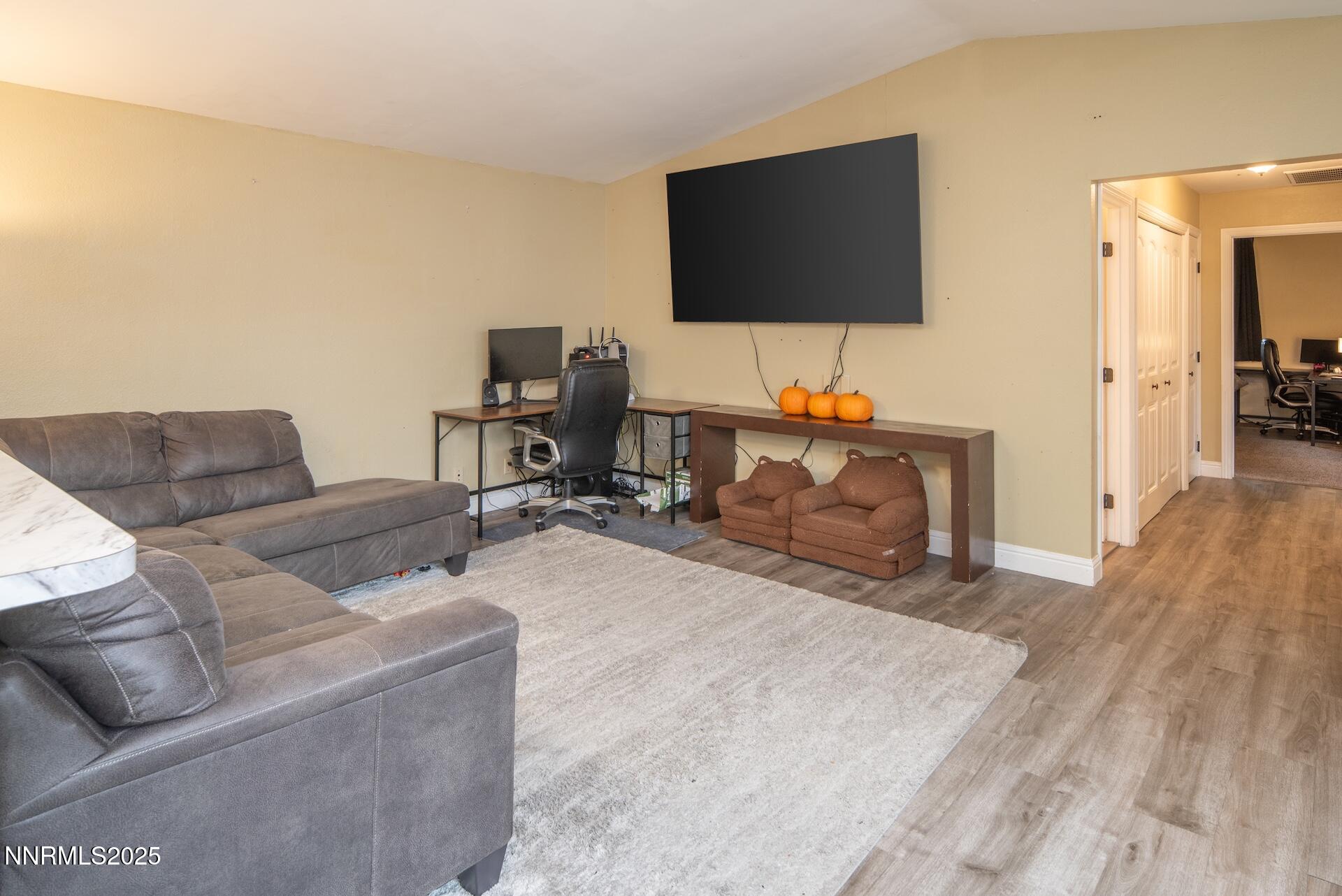 2920HardingCirHIGHRES9